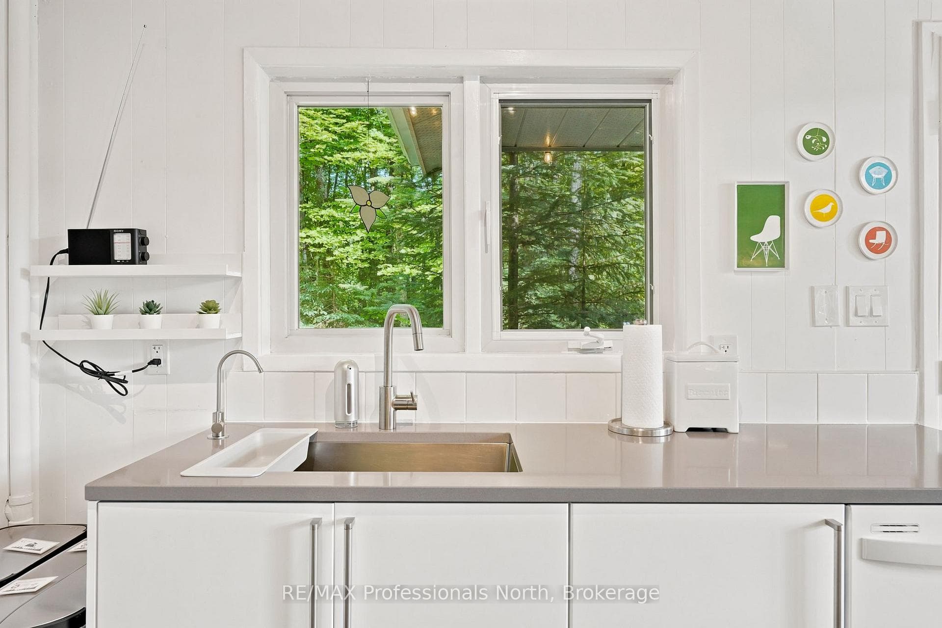 1245 Sherwood Forest Road photo 23