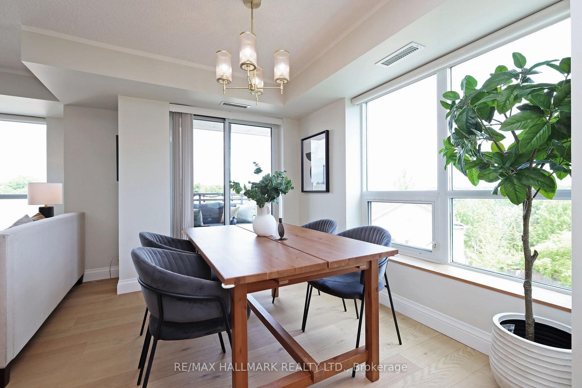 120 Dallimore Circle Unit 407 photo 11