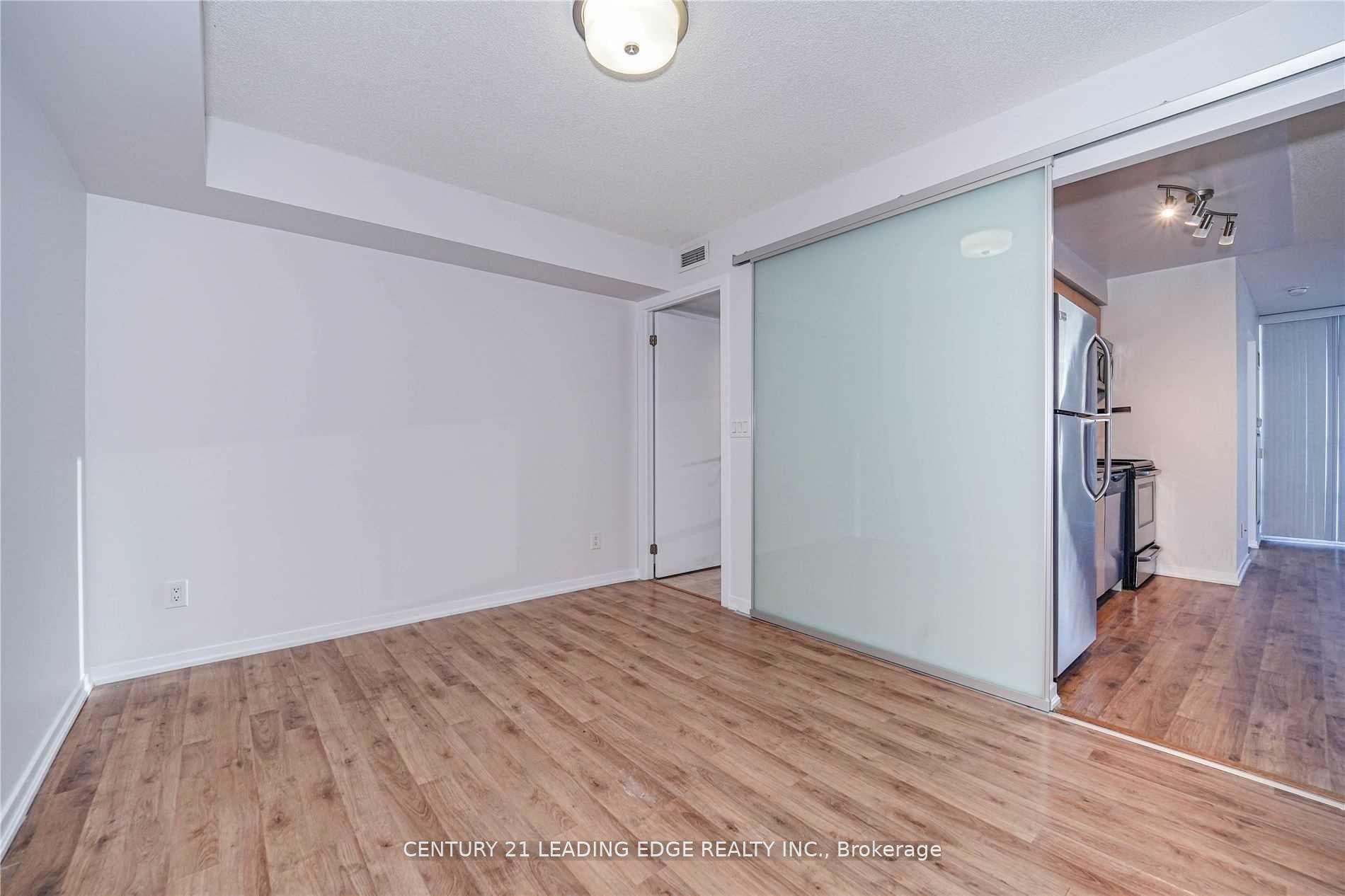 38 Joe Shuster Way Unit 1524 photo 17