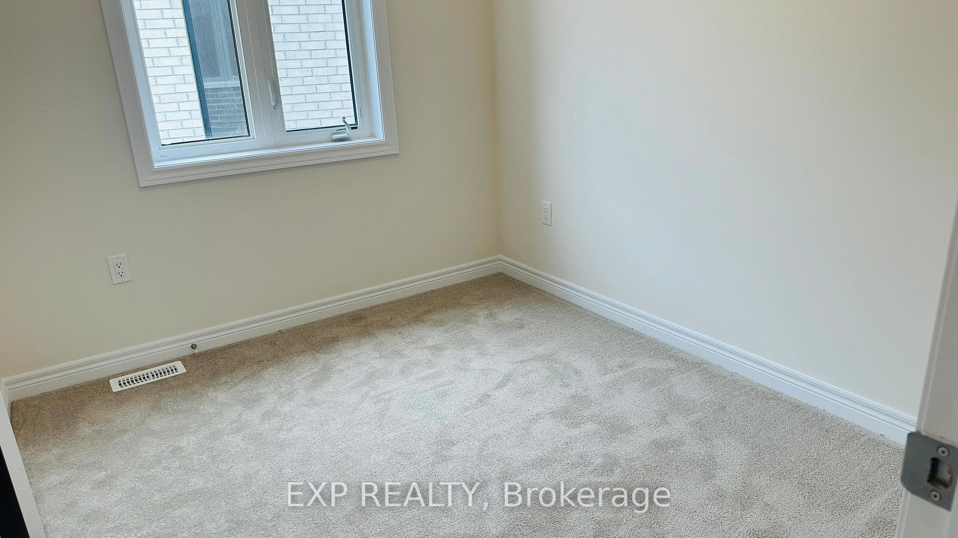 834 Apple Terrace photo 15