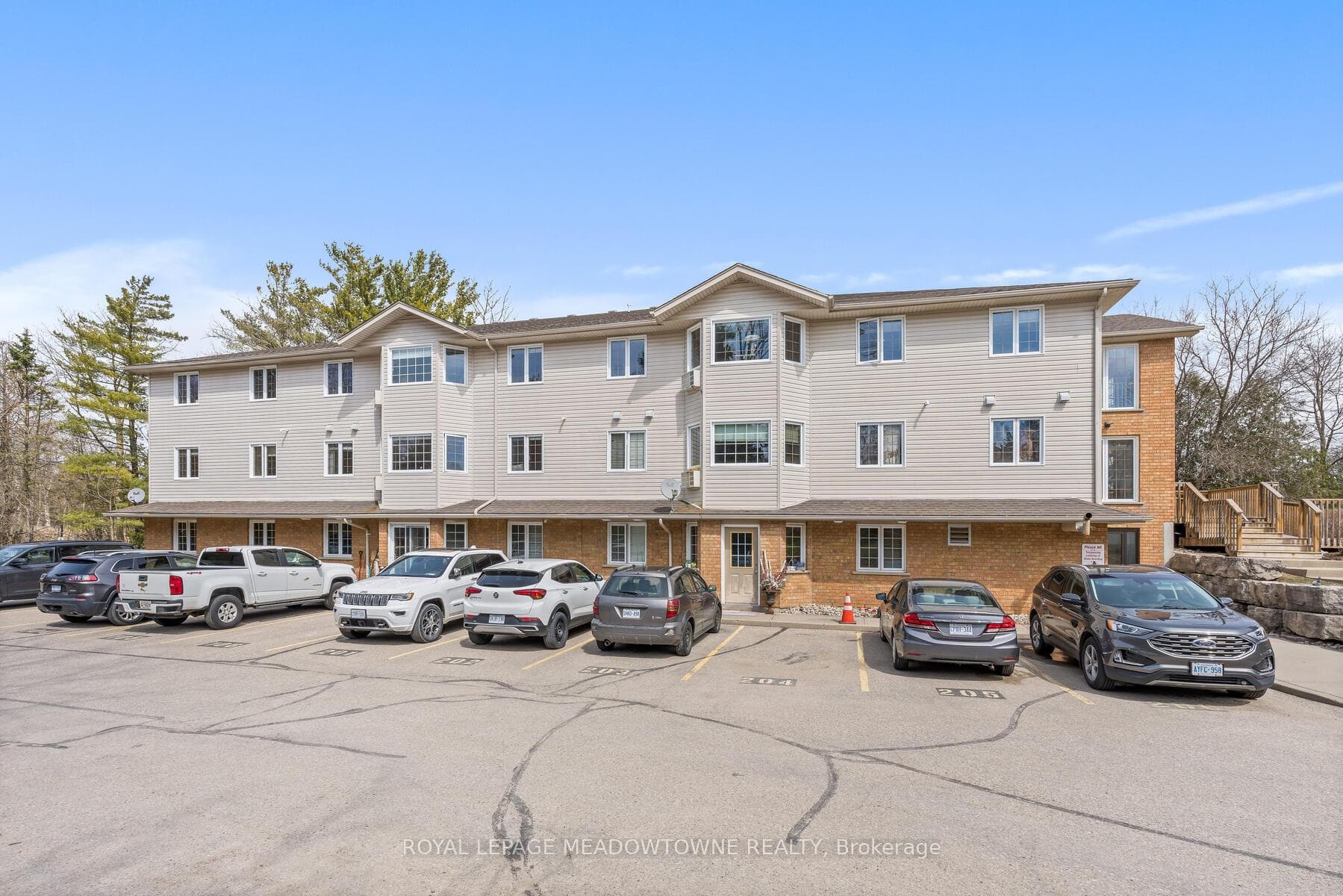 264 Alma Street Unit 301 photo 30