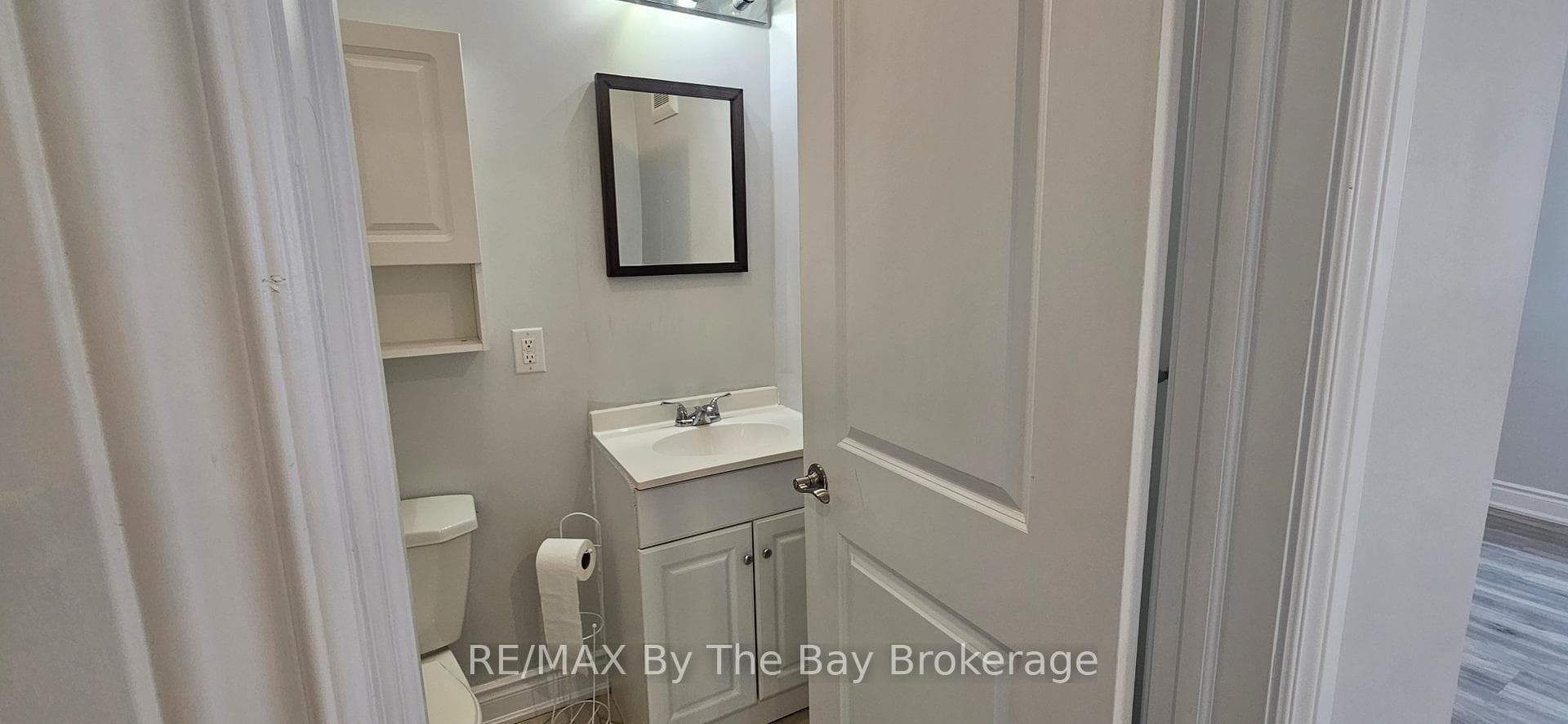 Main Bathroom