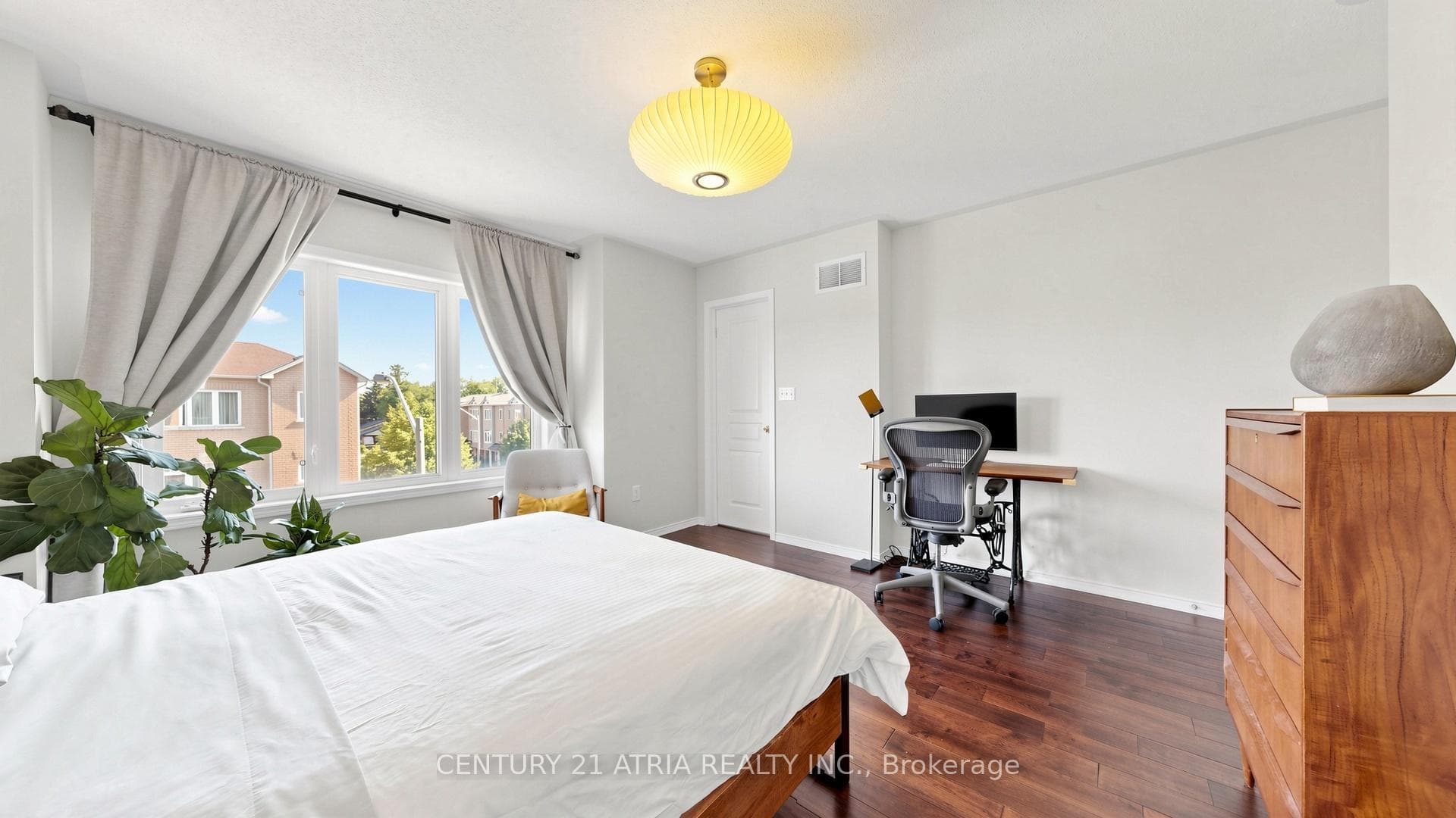34 Curran Hall Crescent photo 19