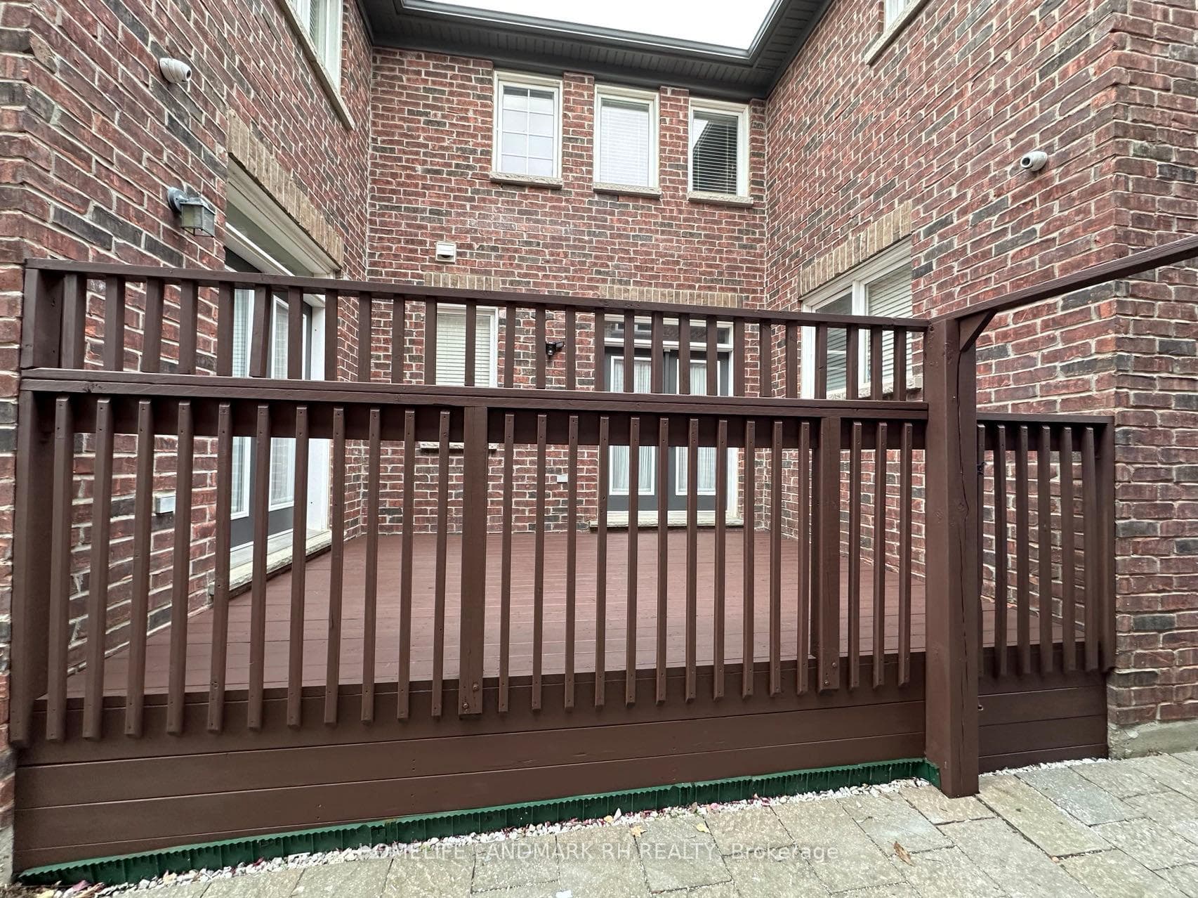 47 Herbert Wales Crescent photo 7