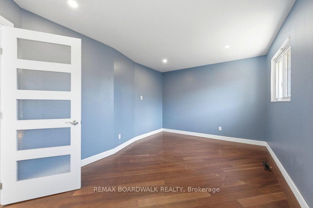 1279 Adirondack Drive photo 16