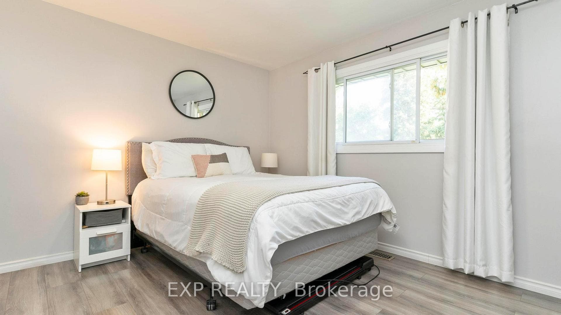 129 Burnside Drive photo 14