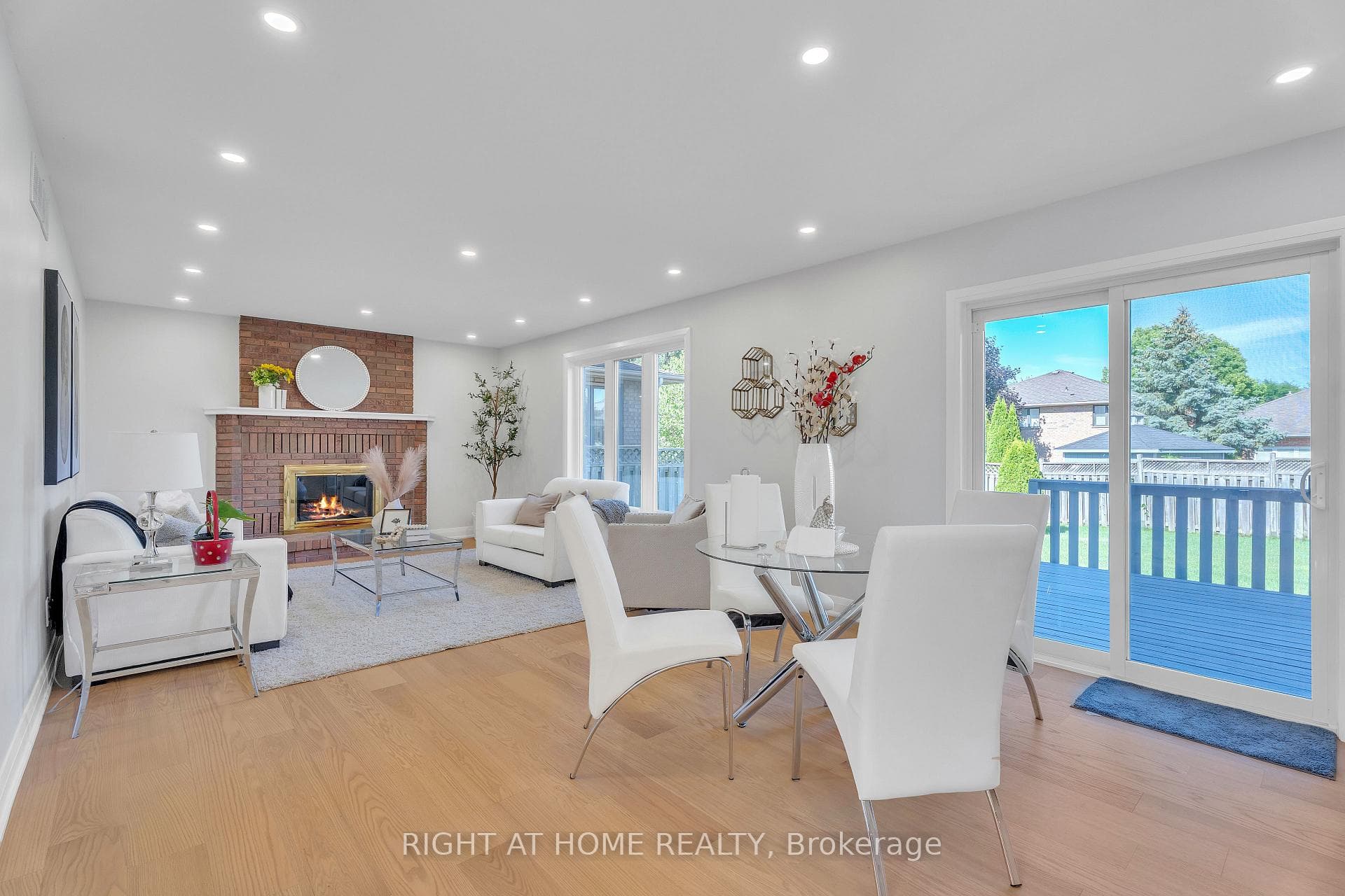 26 GRASMERE Crescent photo 7