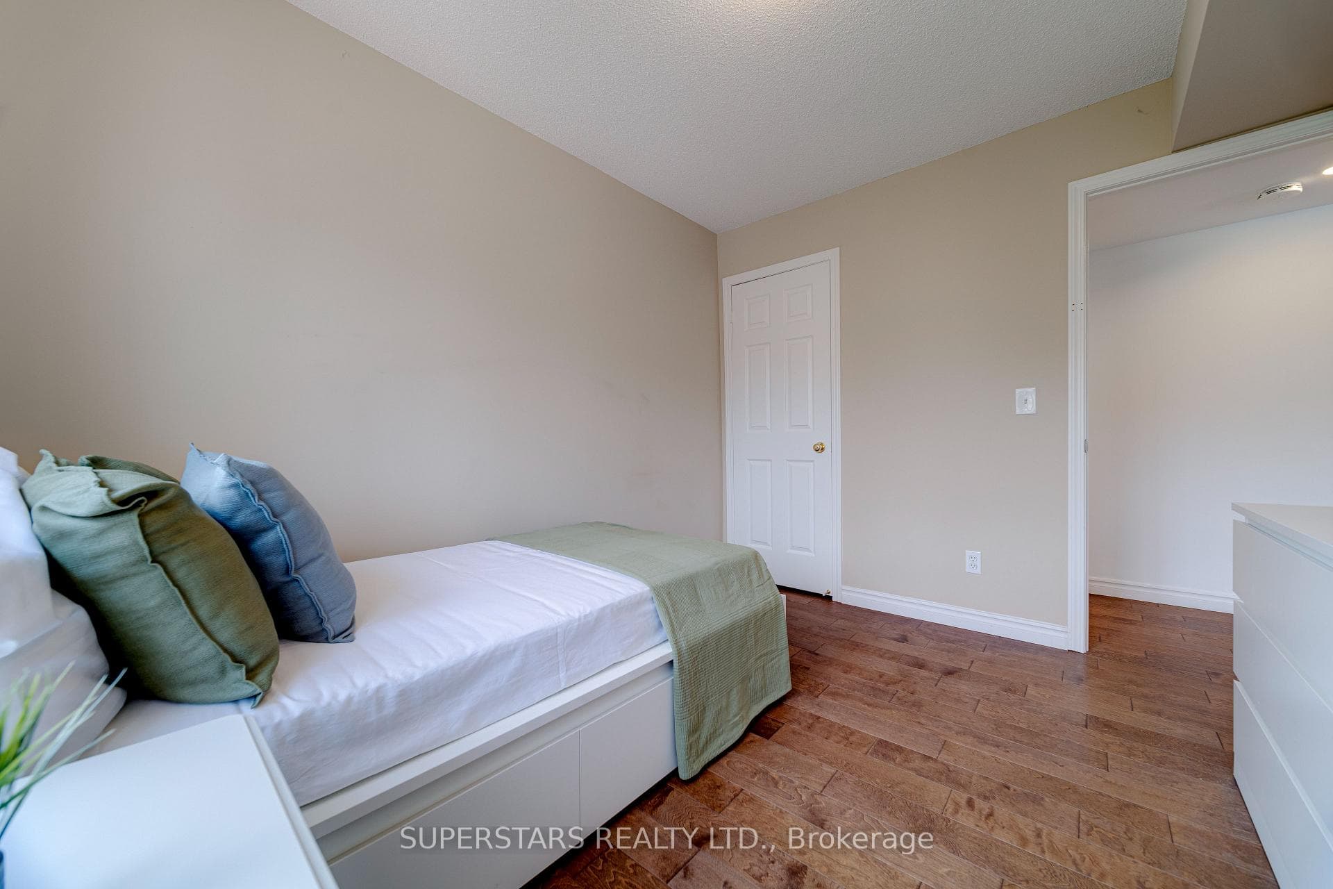 10 Cox Boulevard Unit 27 photo 45