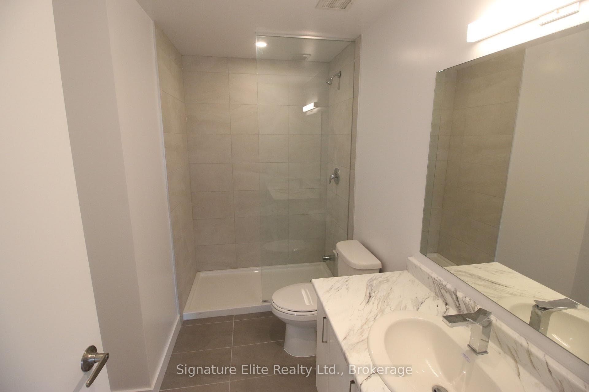 2382 Kingston Road Unit 206 photo 12