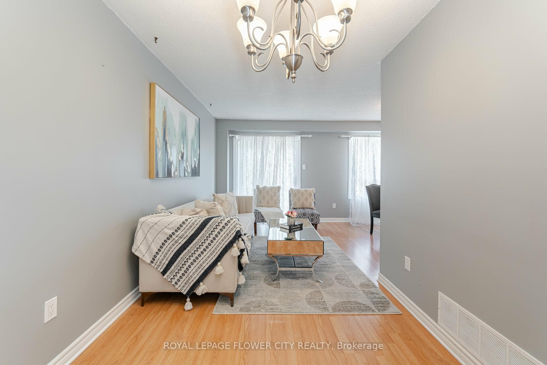 2452 Hemus Square photo 9
