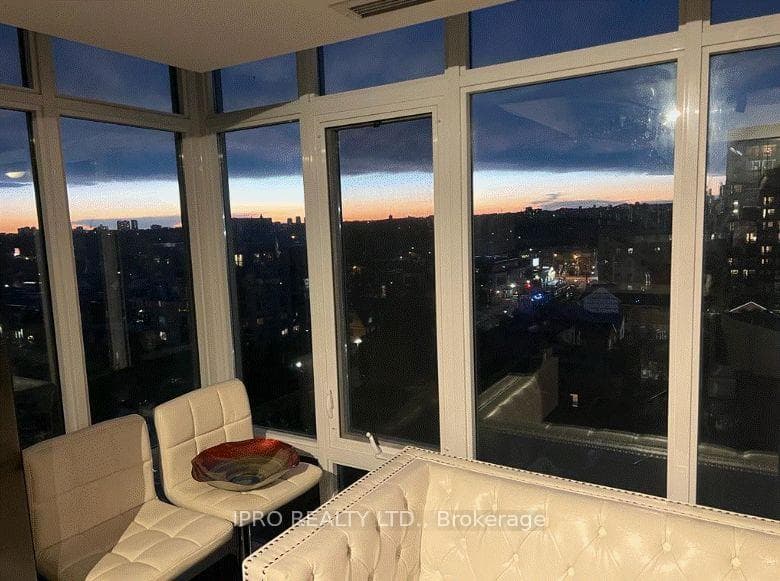 525 Adelaide Street Unit 1106 photo 19
