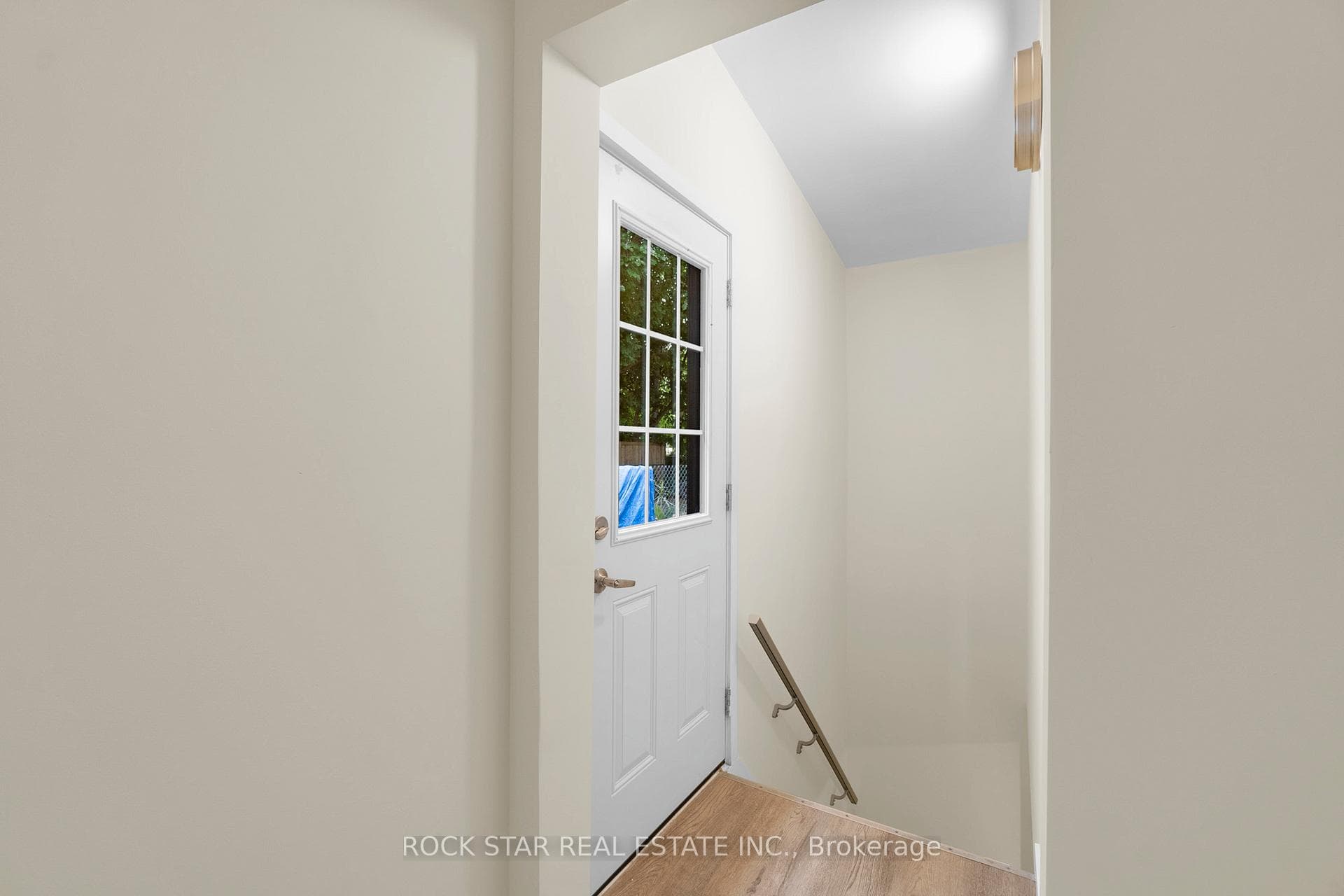 66 Watson Avenue photo 17