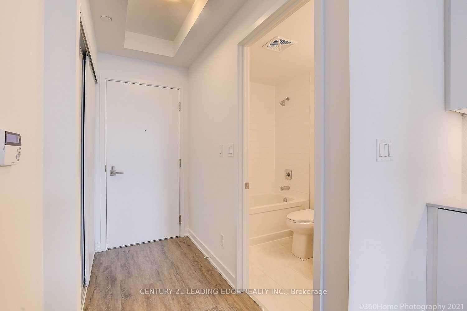 50 Ordnance Street Unit 1703 photo 23