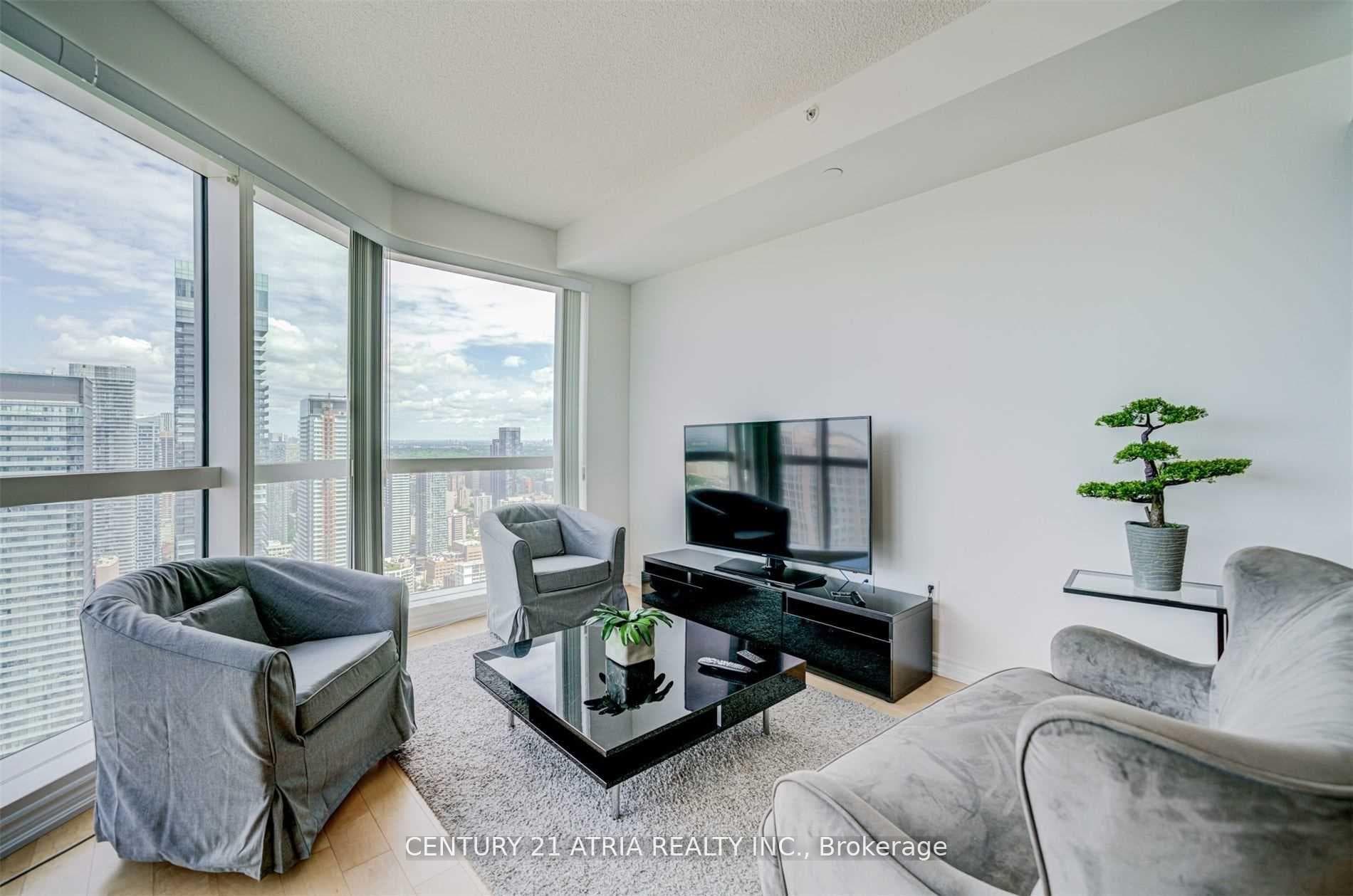 386 Yonge Street Unit 4916 photo 15