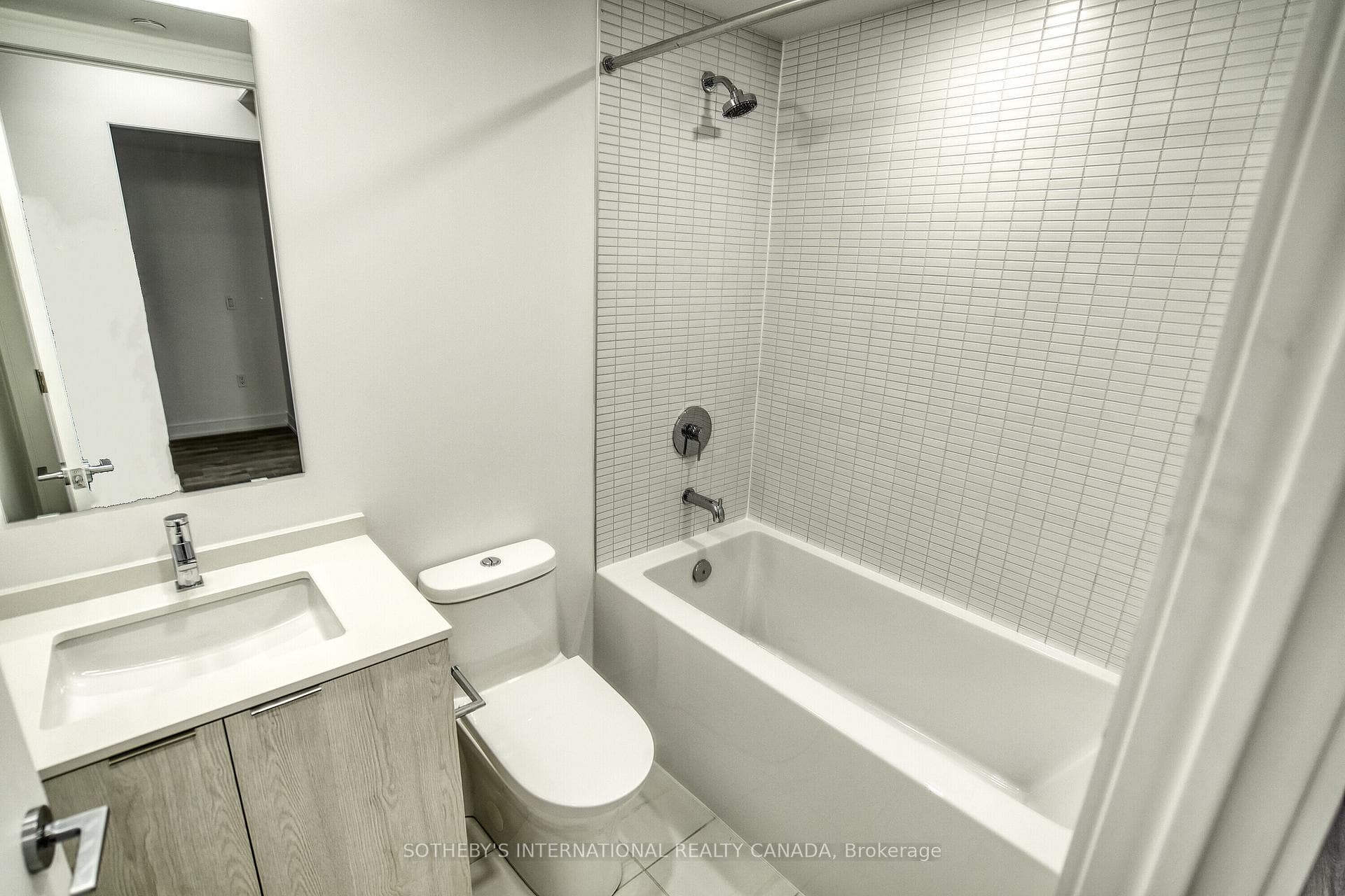 1 Jarvis Street Unit 805 photo 21