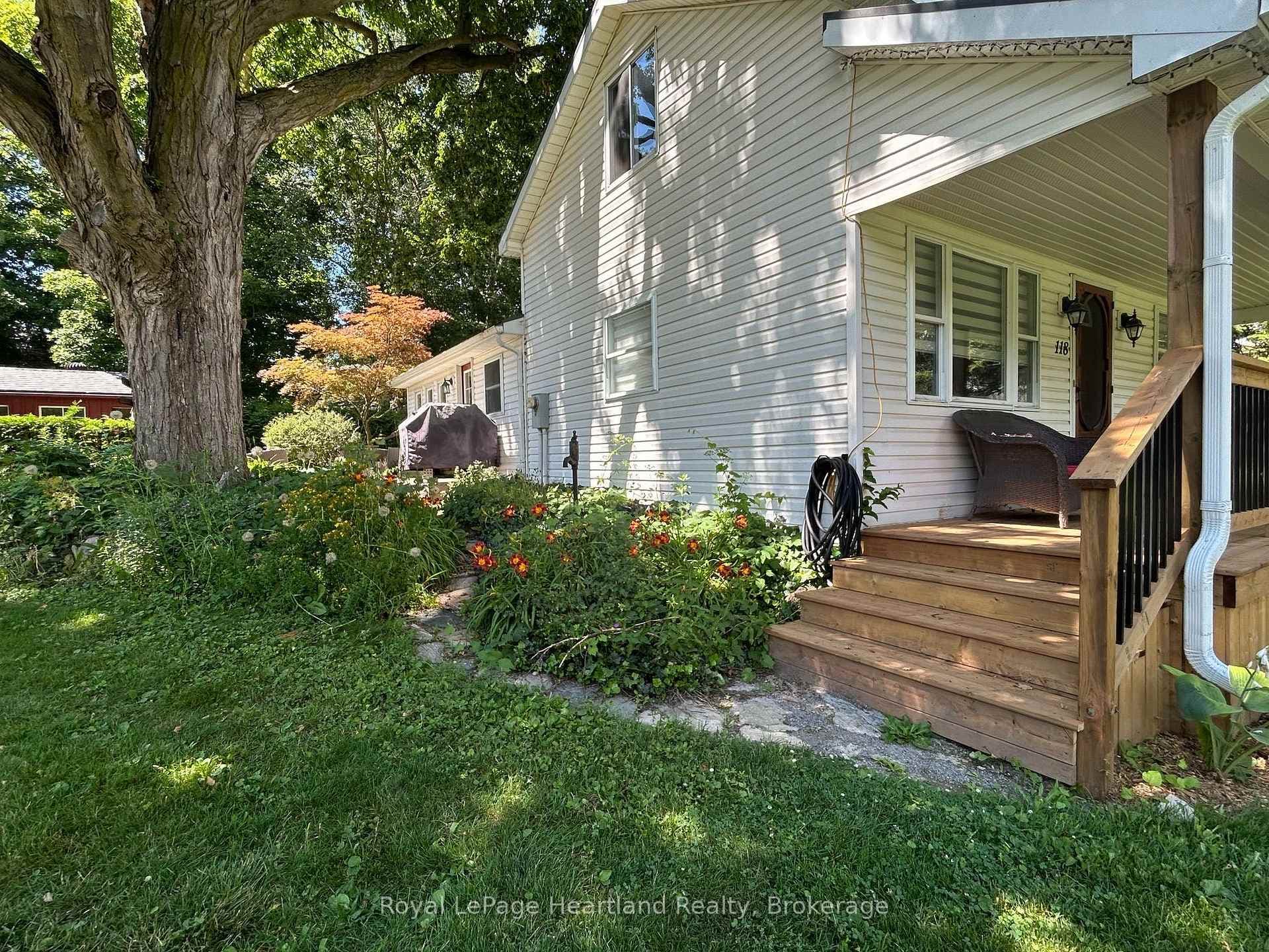 118 ISAAC Street photo 27