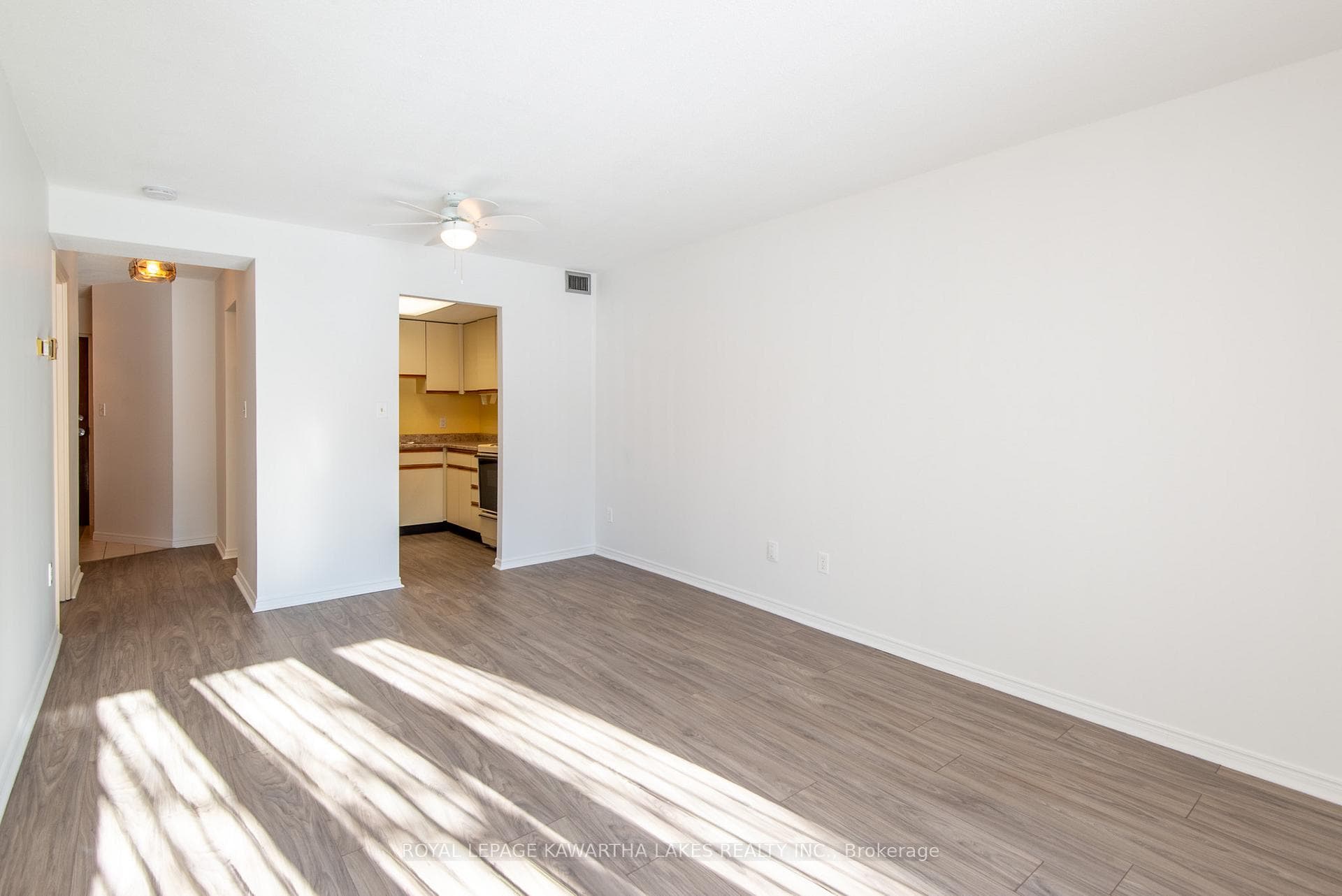 2 Heritage Way Unit 108 photo 11