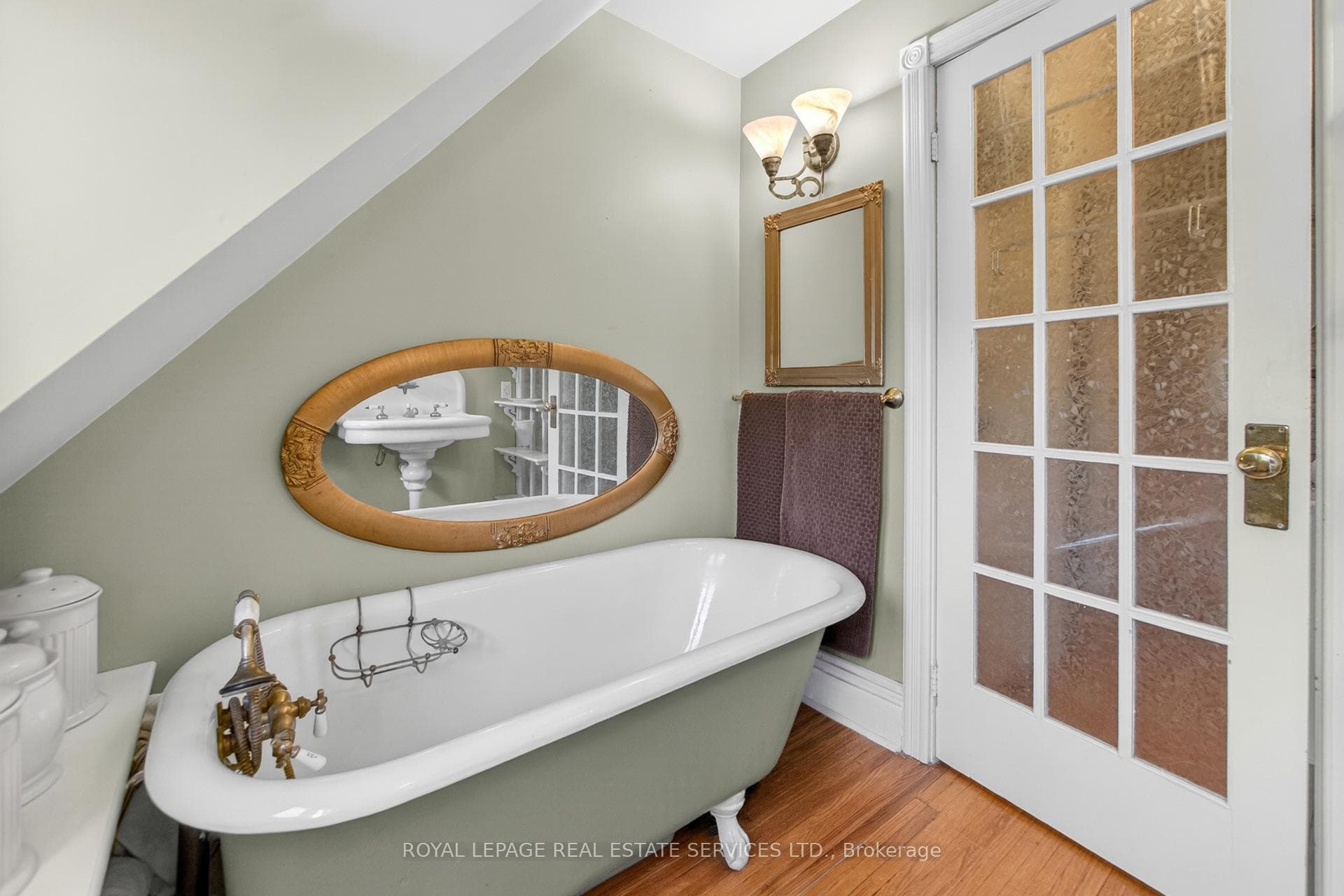 Third Floor 3pc Bathroom