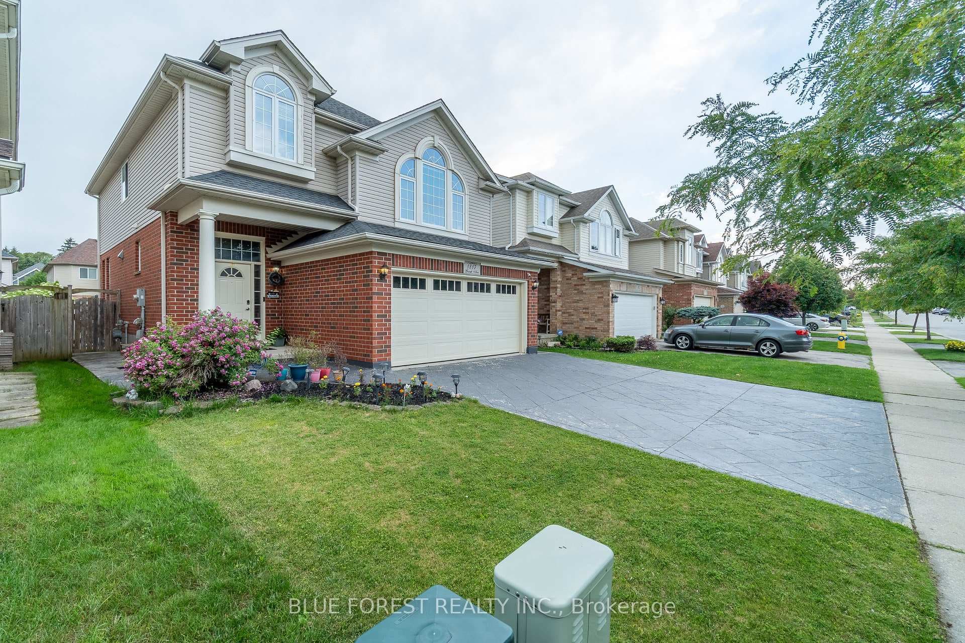 1817 Gough Avenue photo 3