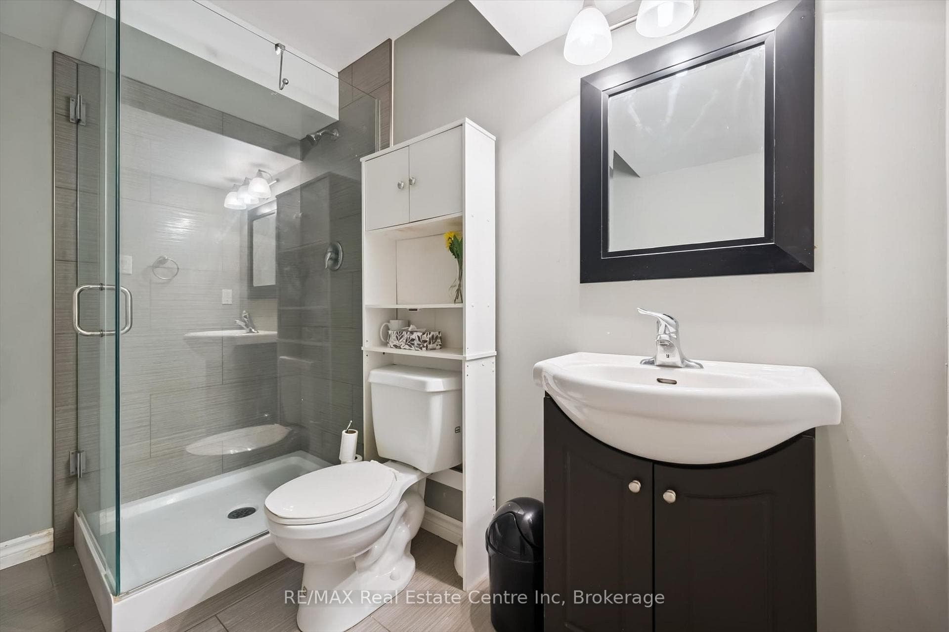 71 Laughland Lane photo 35