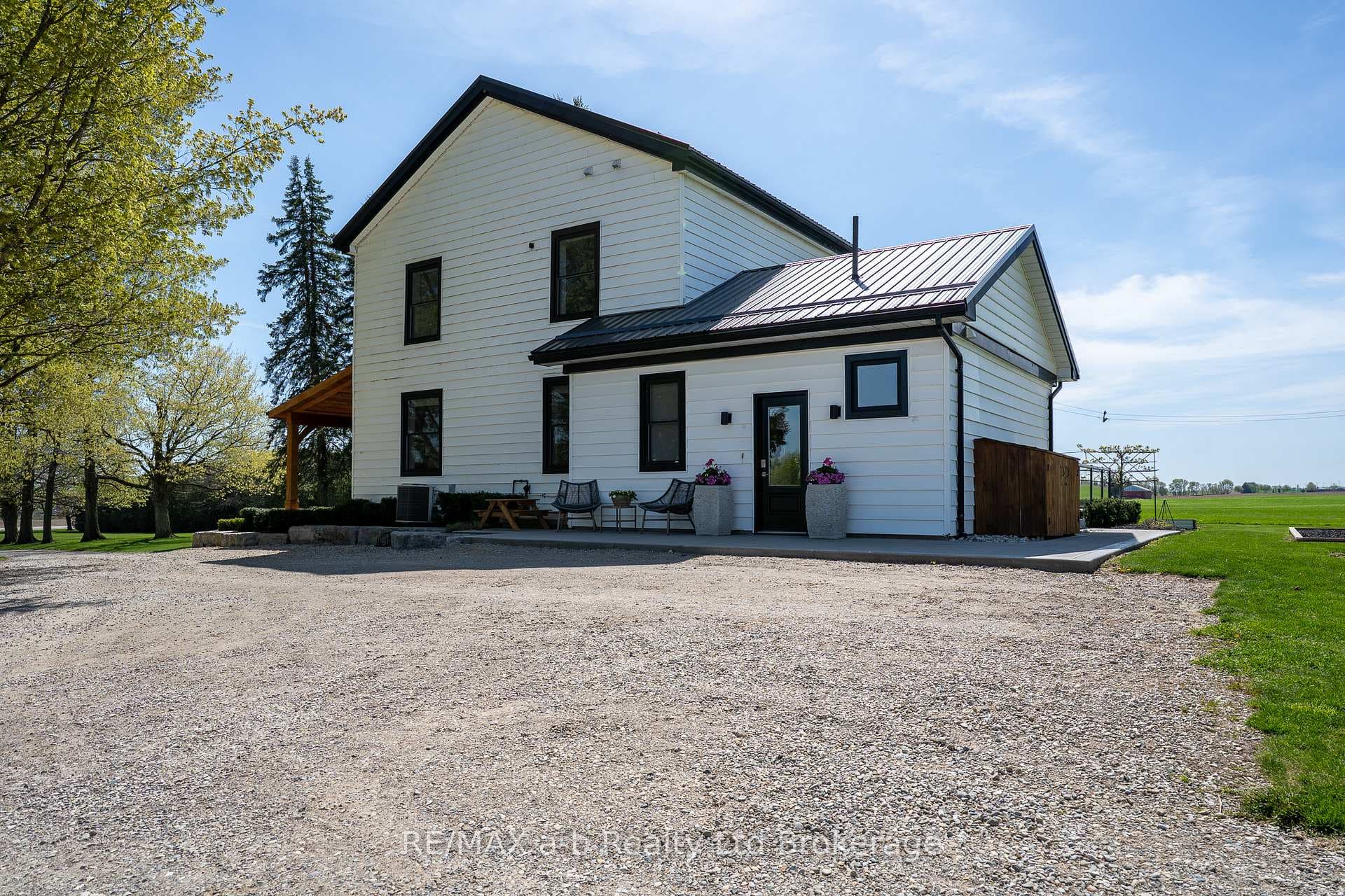 184911 Cornell Road photo 4