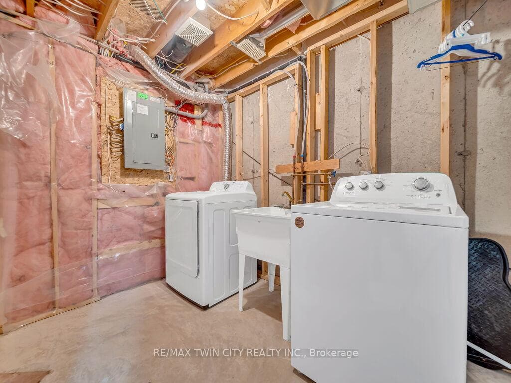 535 WINDFLOWER Crescent Unit #11 photo 23