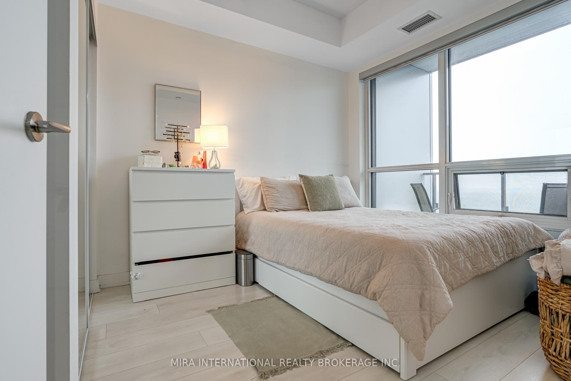 2220 Lake Shore Boulevard Unit 3905 photo 15