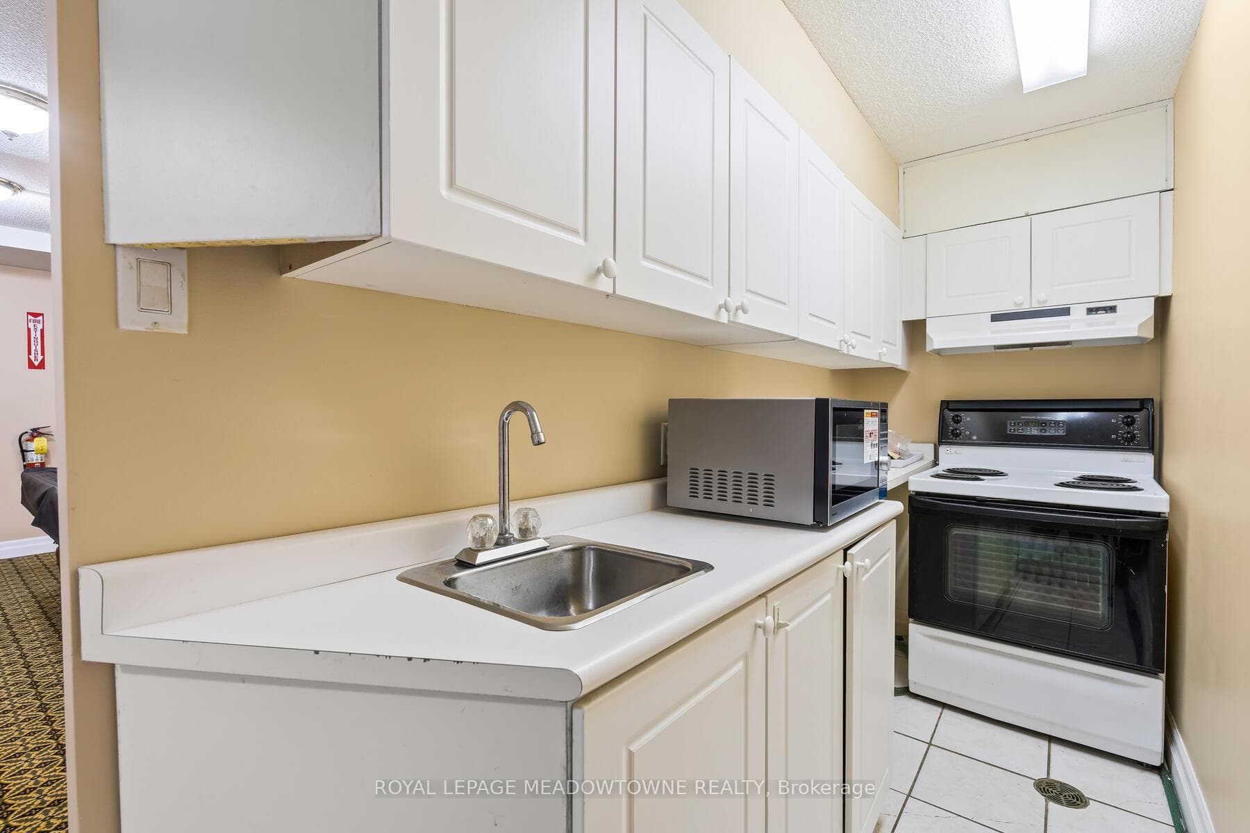 24 Chapel Street Unit 104 photo 36