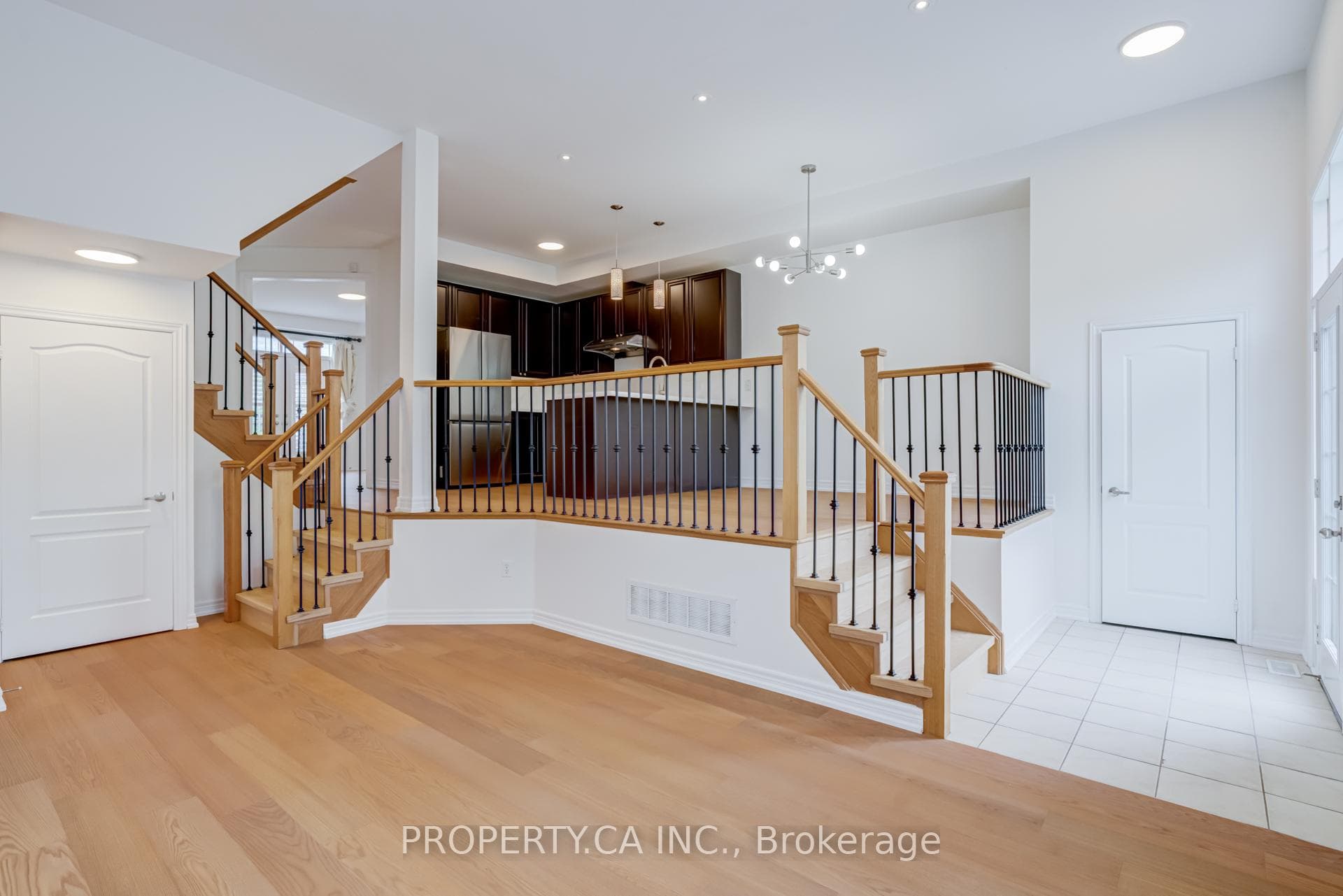 3347 Eglinton Avenue photo 16