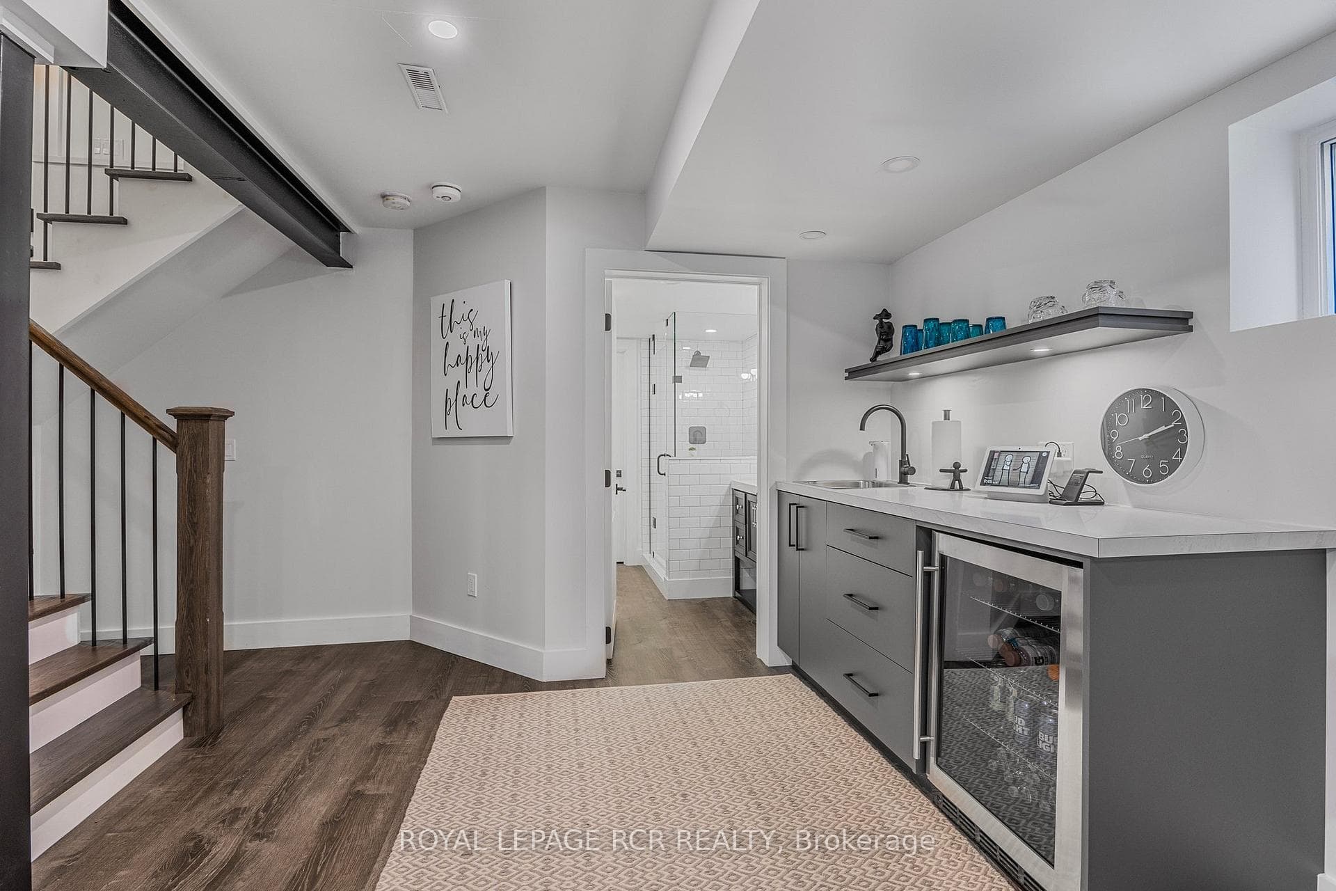 187 Yellow Birch Crescent photo 24