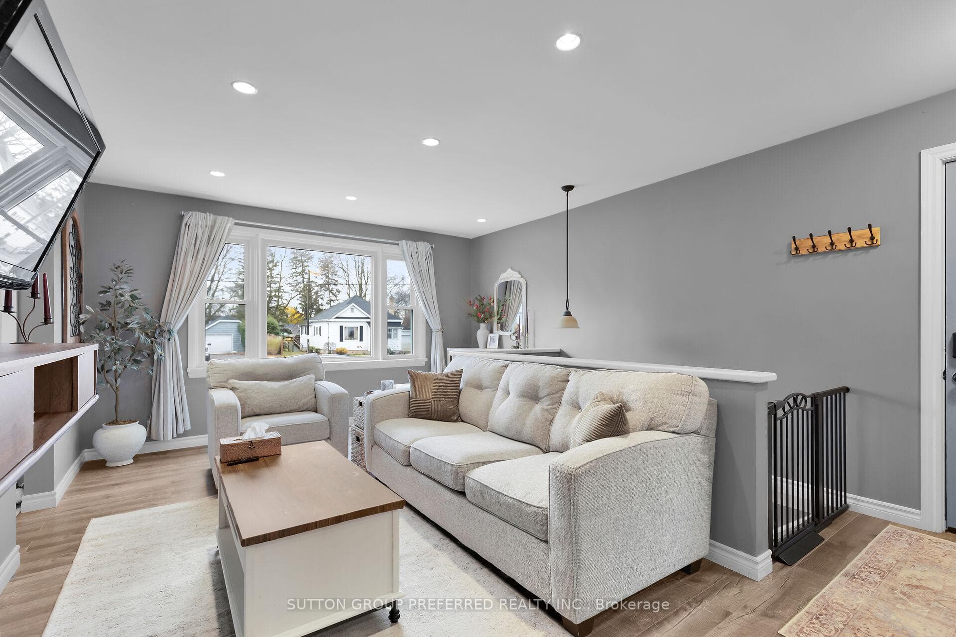 82 John Street photo 17