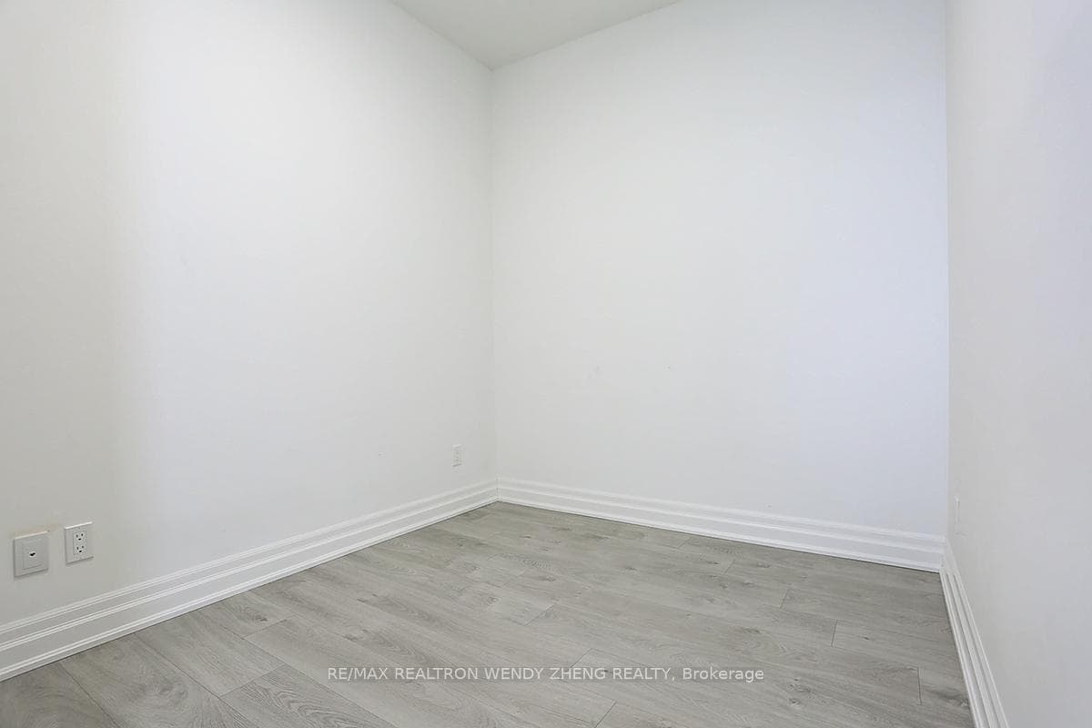 8 Rouge Valley Drive Unit 1001 photo 9