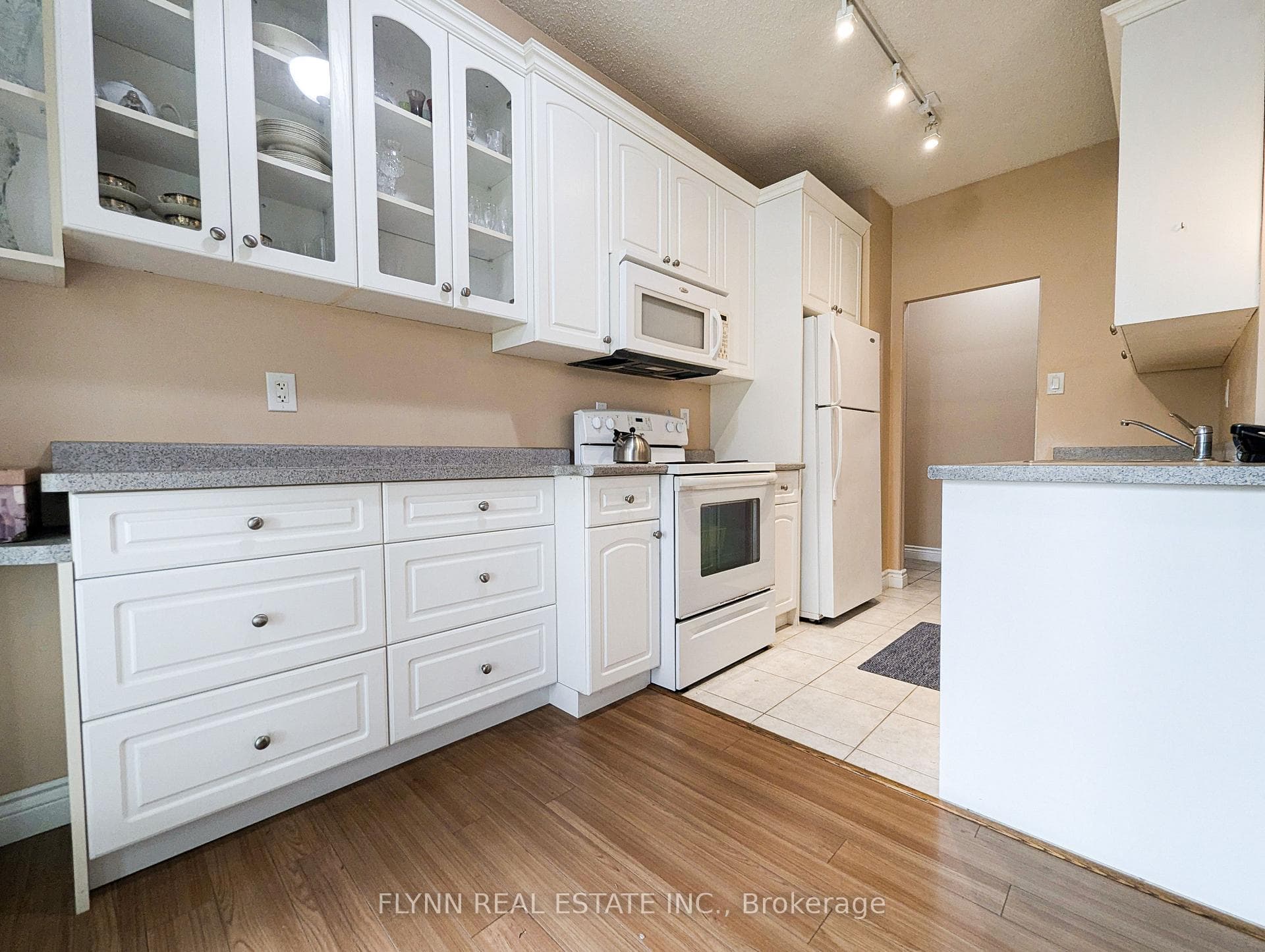 6390 Huggins Street Unit 101 photo 16