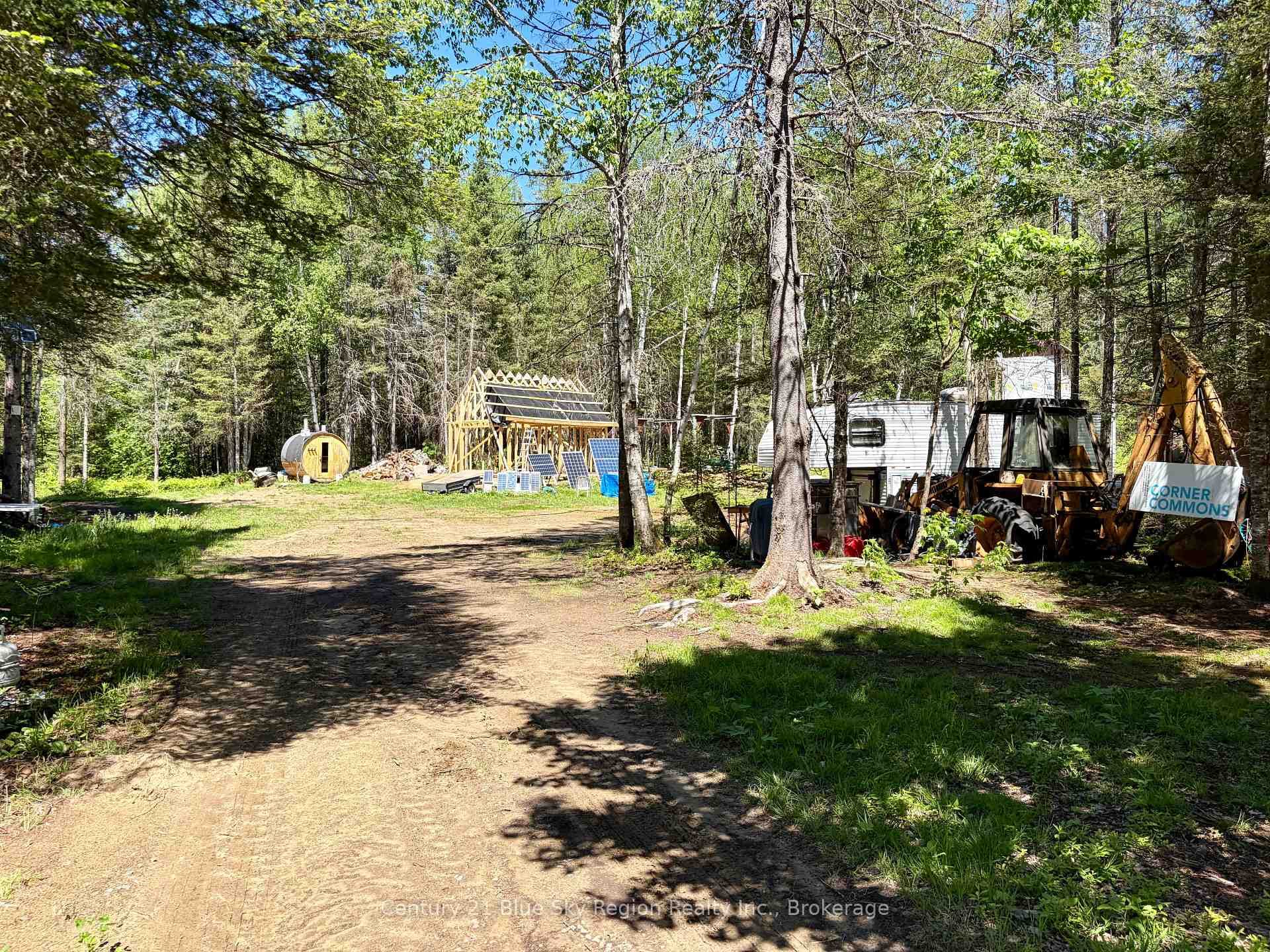 324 Proudfoot Road photo 6