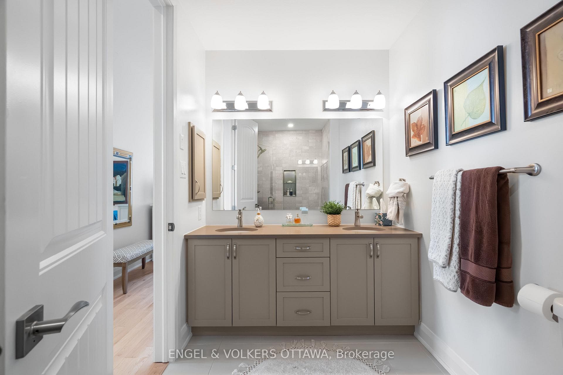 110 Cortile Private Unit 402 photo 19