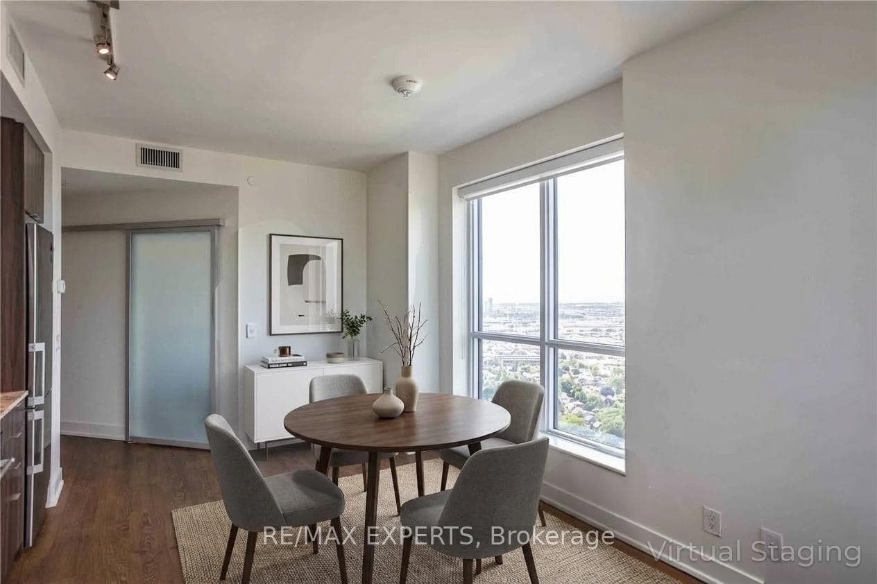 7 Mabelle Avenue Unit 4402 photo 2