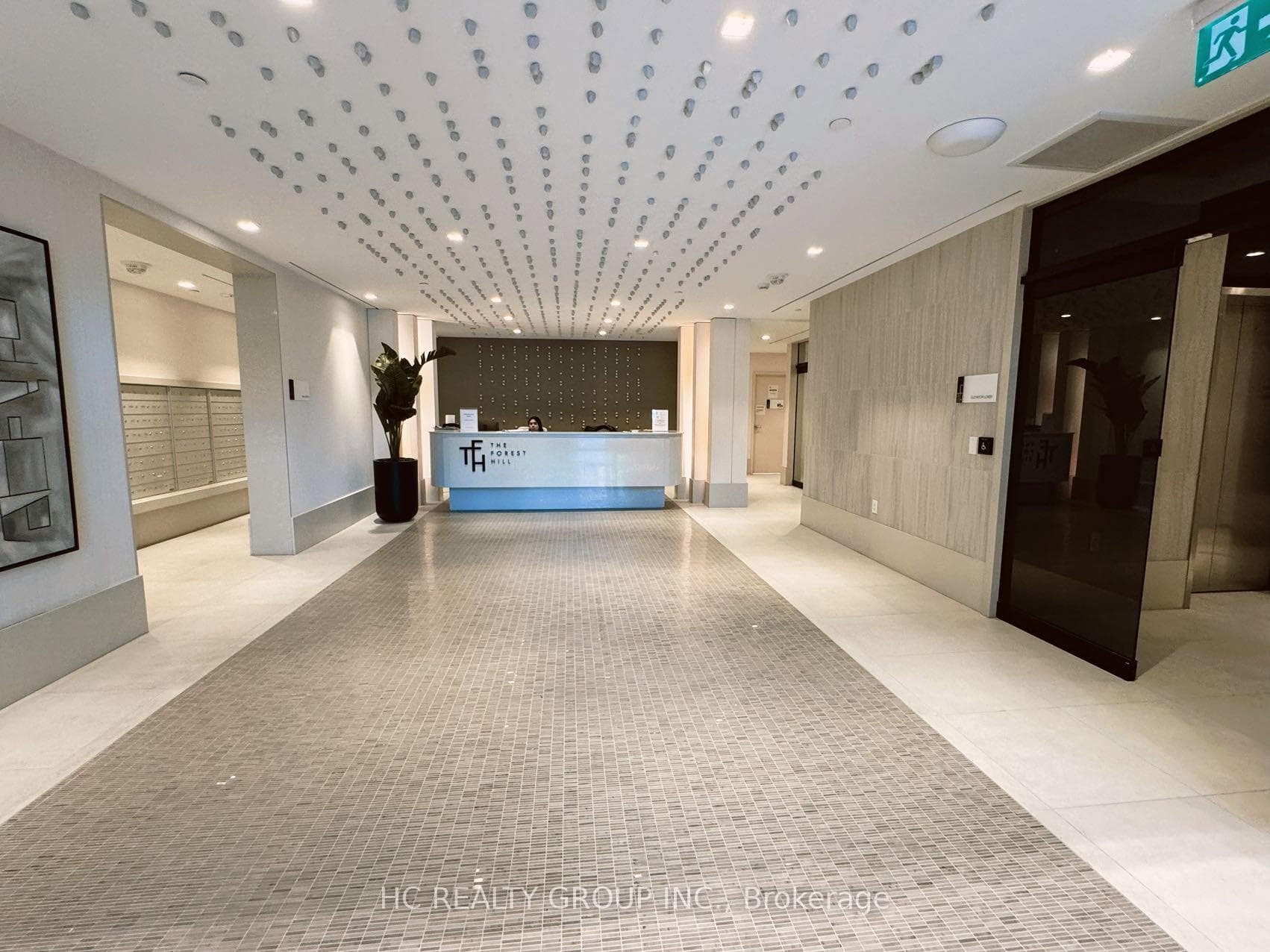 2020 Bathurst Street Unit 1105 photo 3