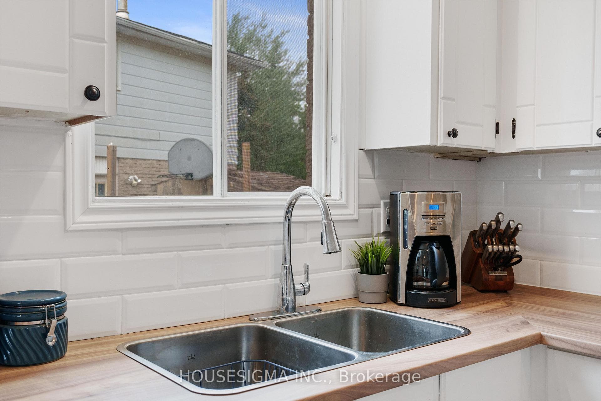 Main Level Kitchen