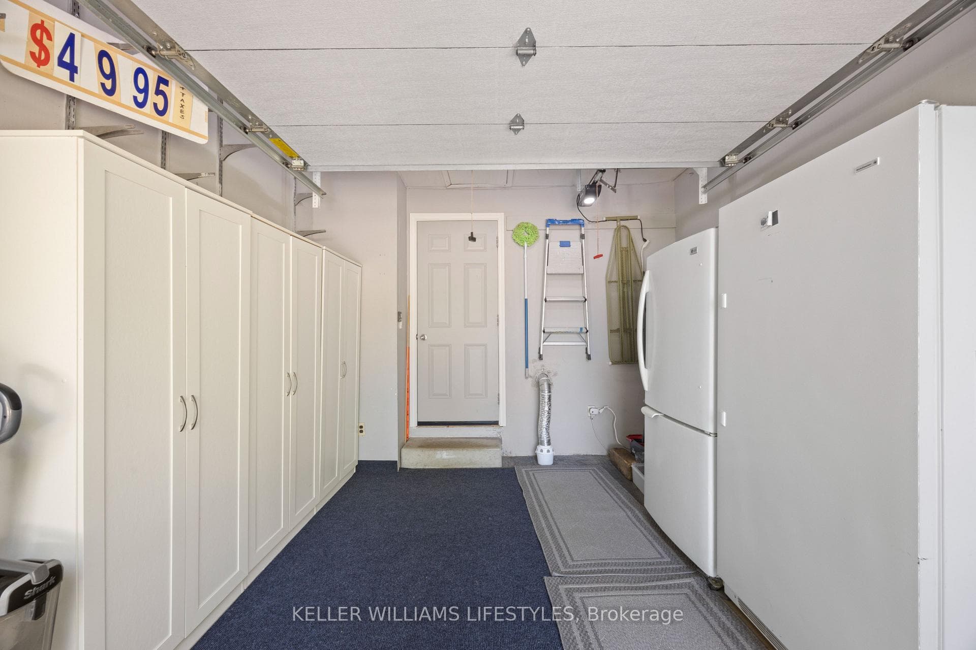 219 Dundas Street photo 35