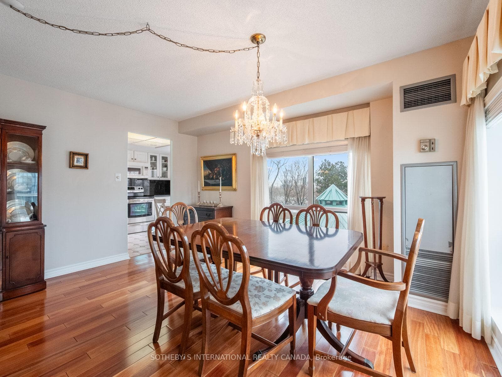 101 Subway Crescent Unit 311 photo 11