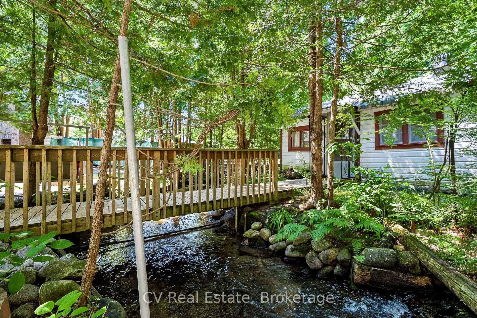 10 Brookside Drive photo 14