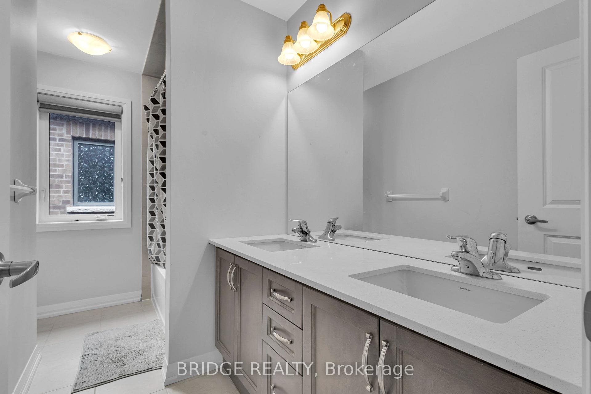 69 Mackay Drive photo 29