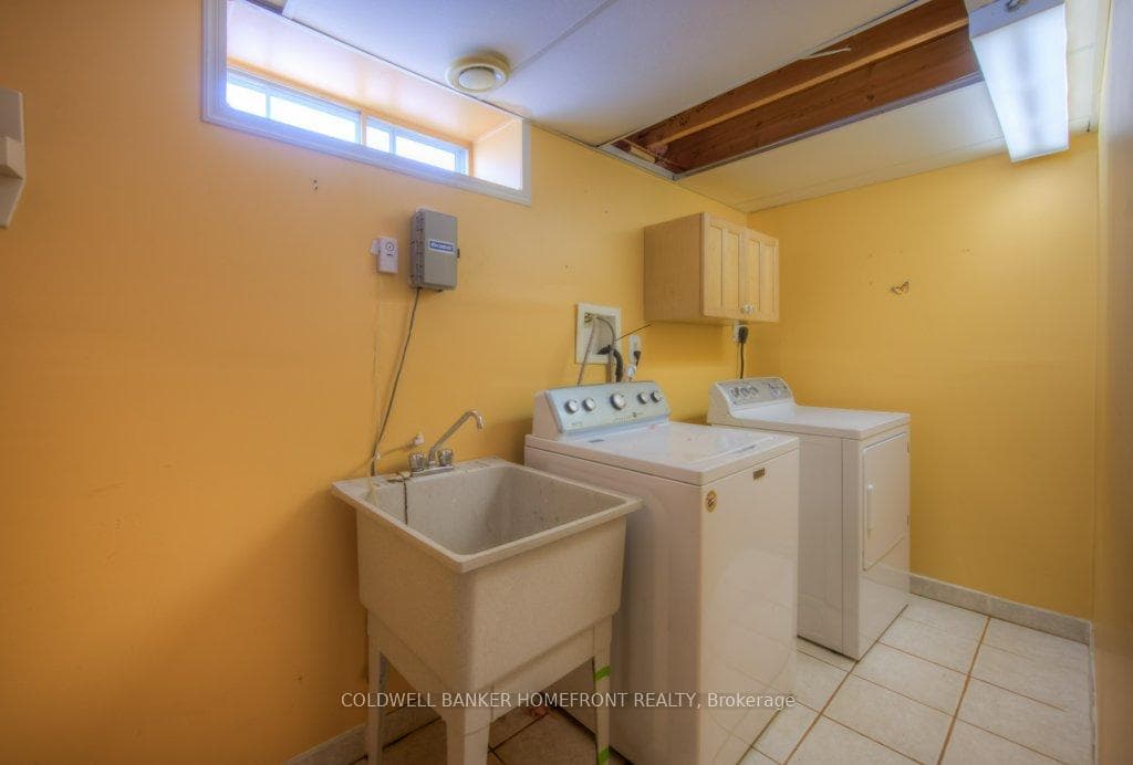 14 Montour Place photo 29