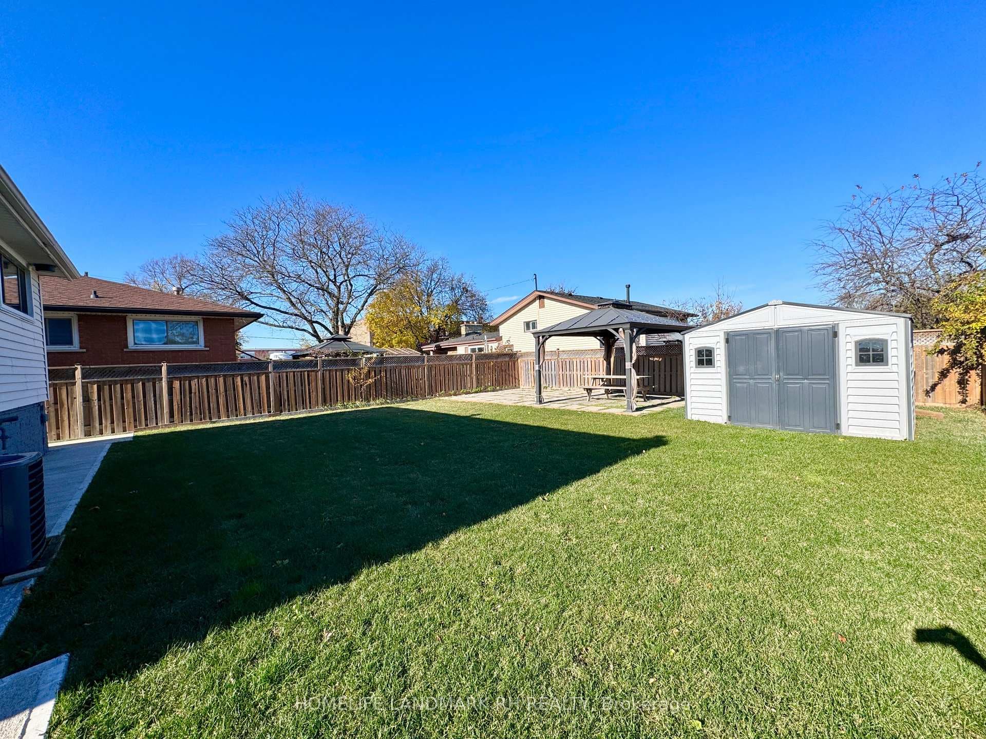 3 LILACSIDE Drive photo 18