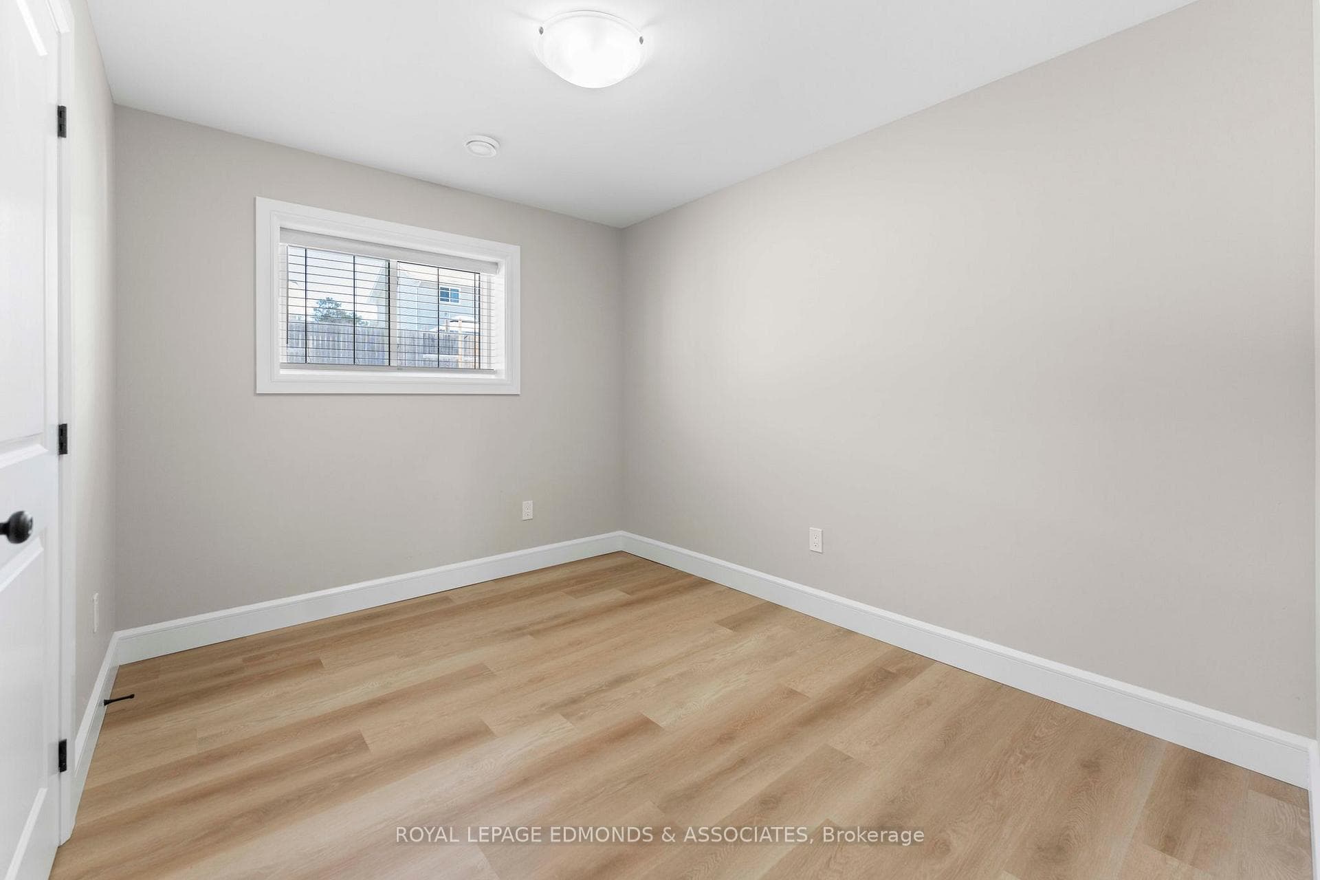 26 Samantha Crescent photo 18