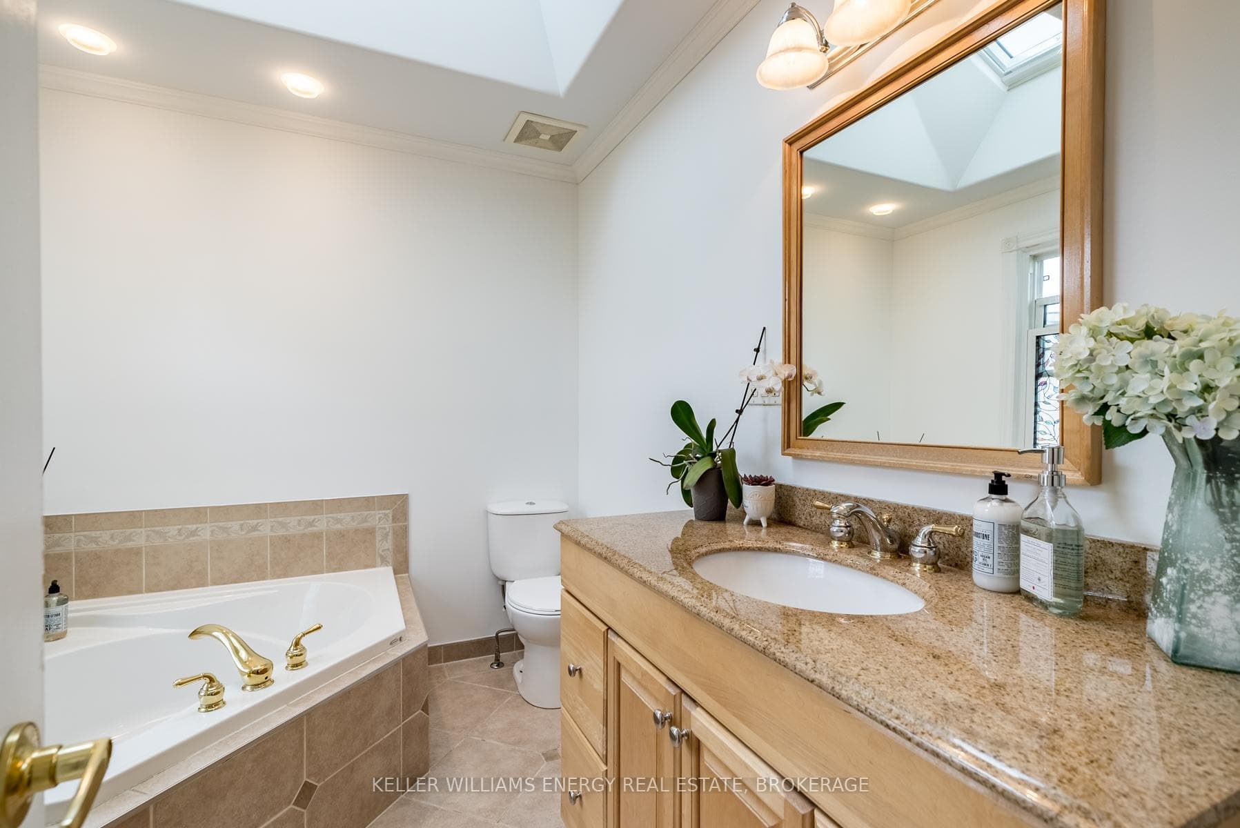 22 Third Avenue photo 20