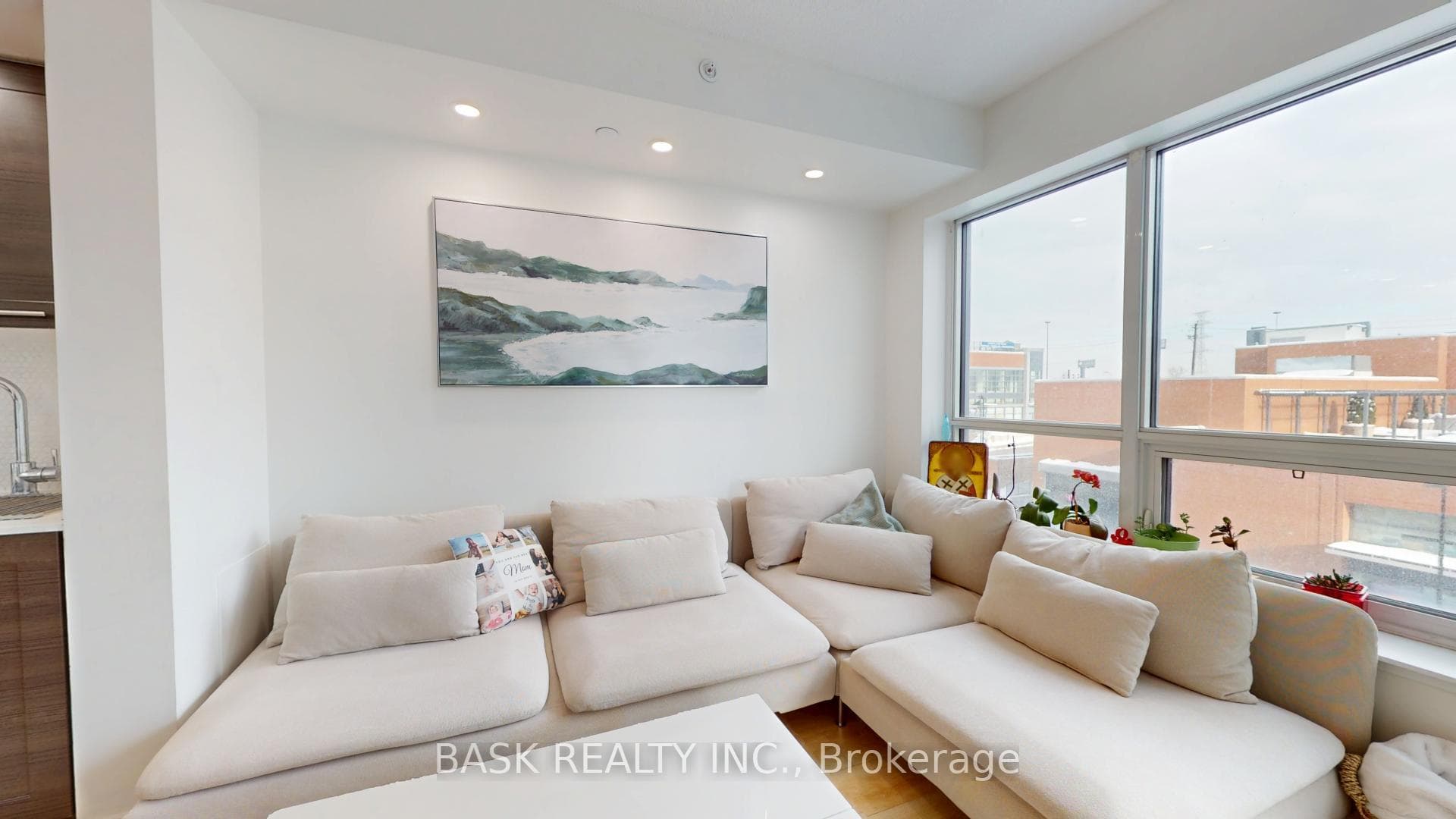 2220 Lake Shore Boulevard Unit 406 photo 9