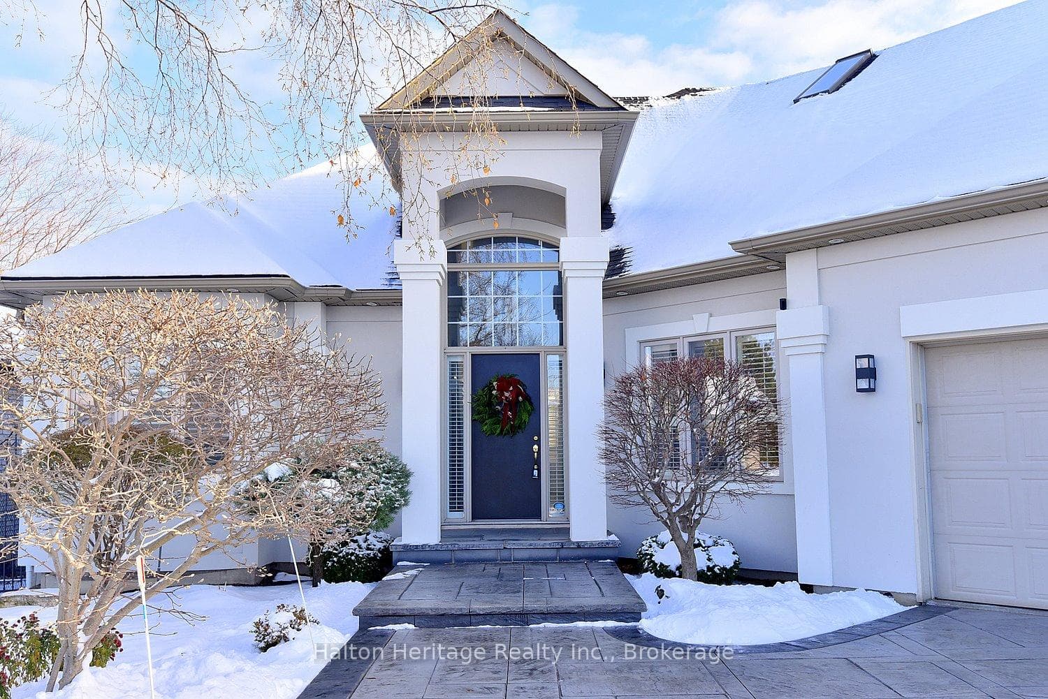 116 Grindstone Way photo 2