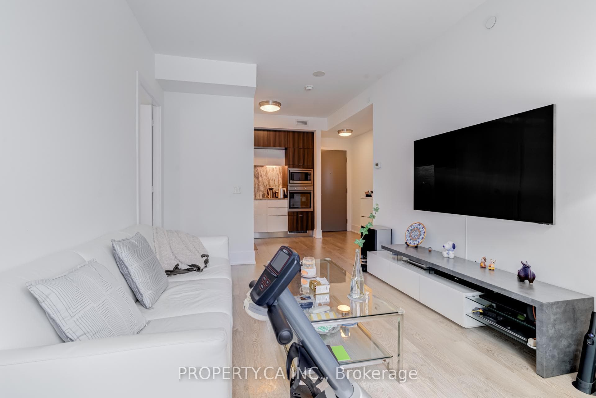 15 Merchants Wharf N/A Unit 302 photo 6