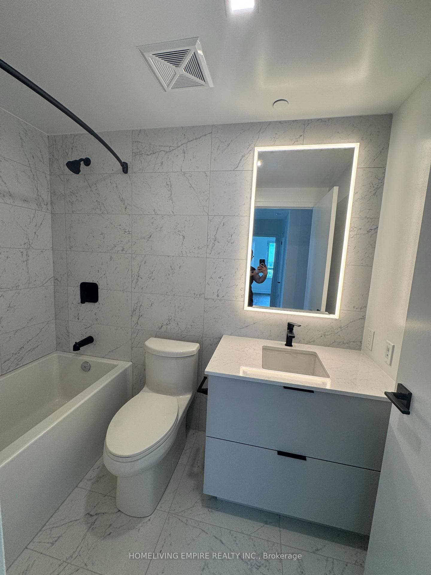 609 Sherbourne Street Unit 2909 photo 14